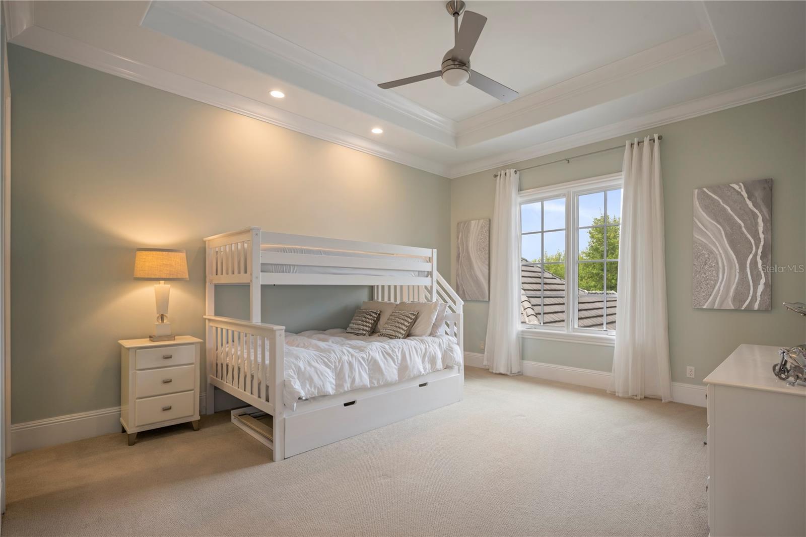 KEENES POINTE - Residential