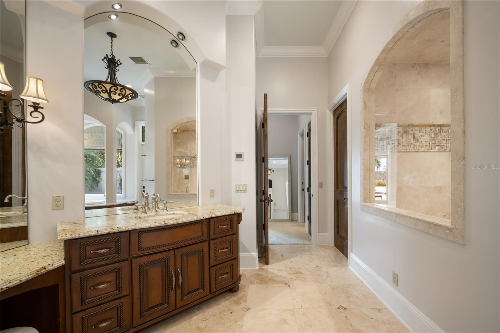 KEENES POINTE - Residential