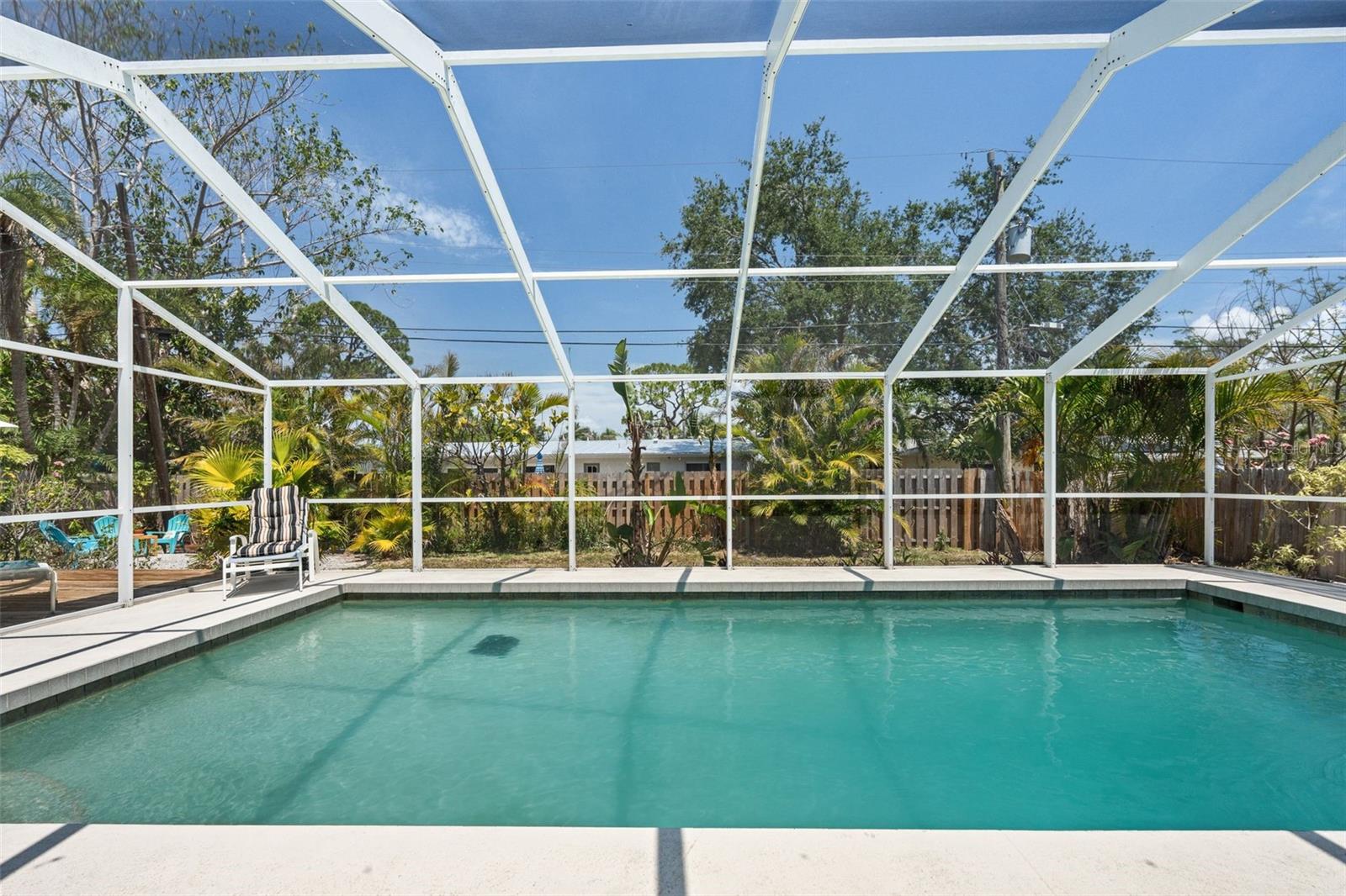 WHITFIELD ESTATES BLKS 14-23 & 26 - Residential
