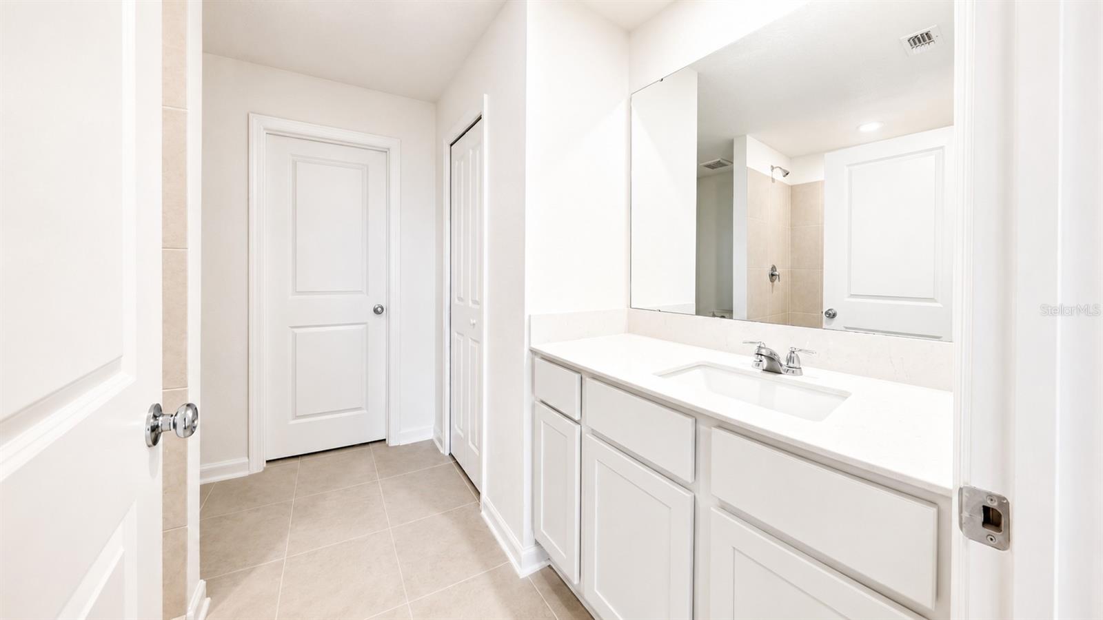 CROSSWINDS EAST PH 1 - Residential Lease