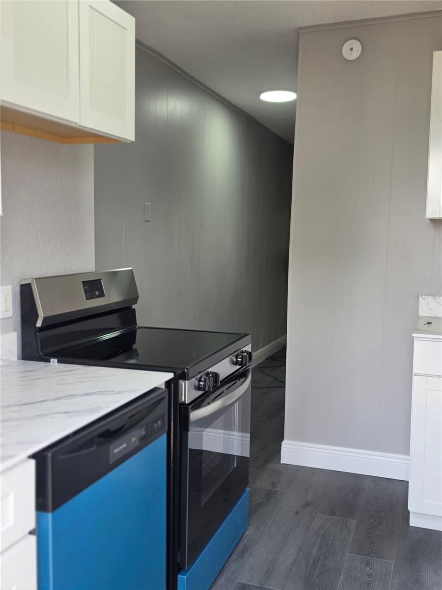 LOCKARDS LT 09 BLK 09 DELAND - Residential Lease
