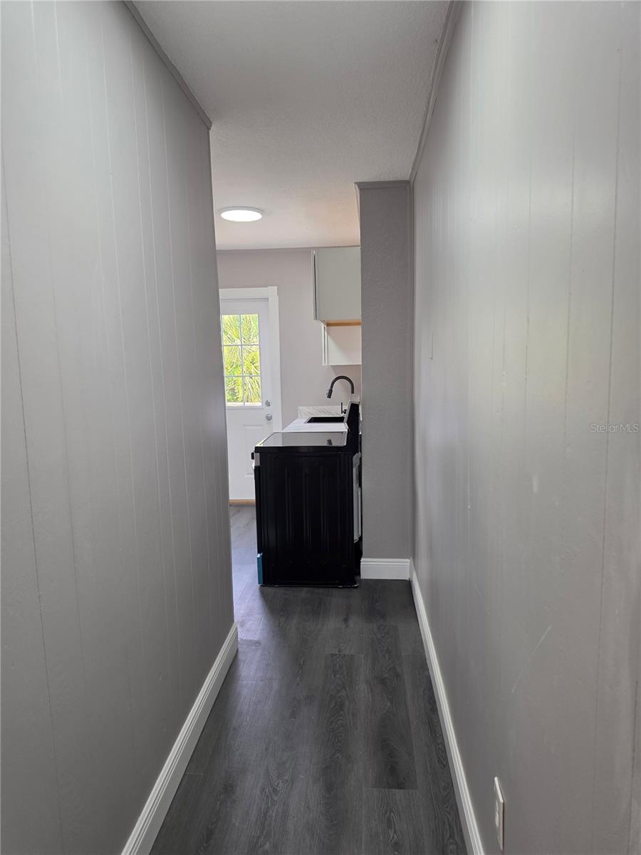 LOCKARDS LT 09 BLK 09 DELAND - Residential Lease