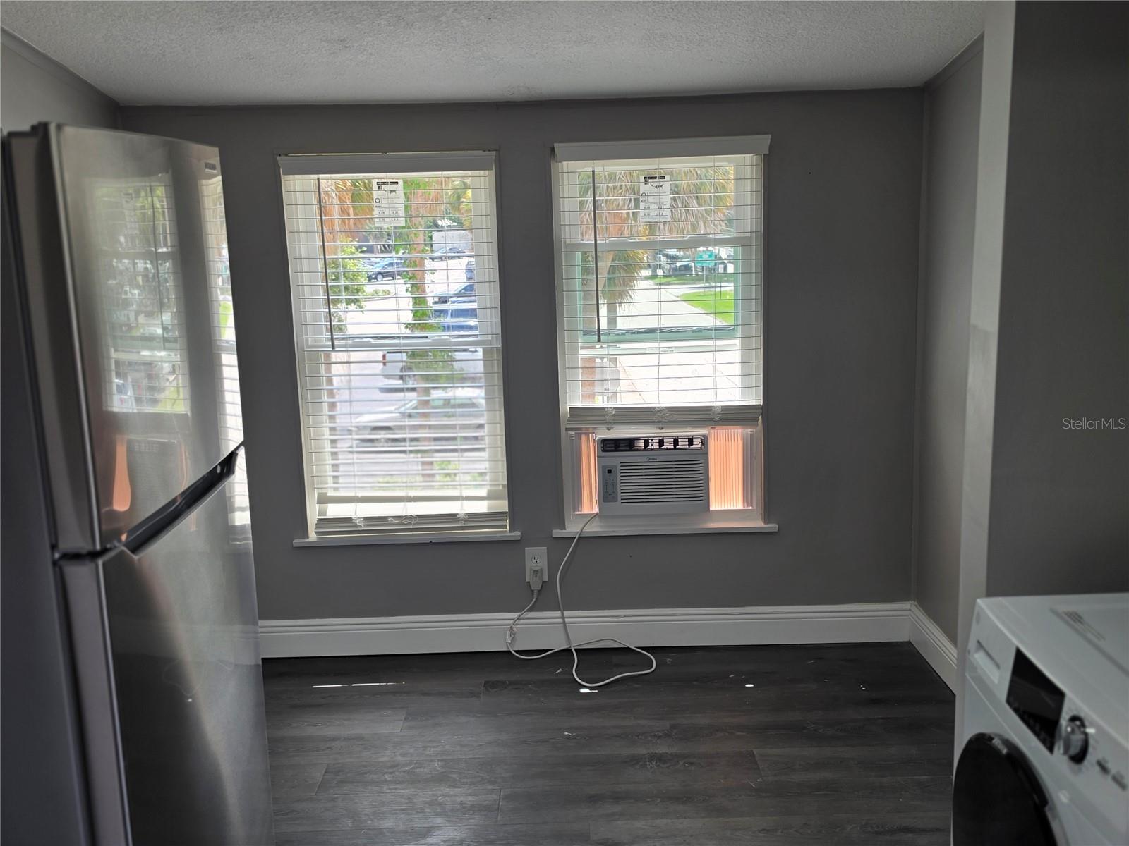 LOCKARDS LT 09 BLK 09 DELAND - Residential Lease