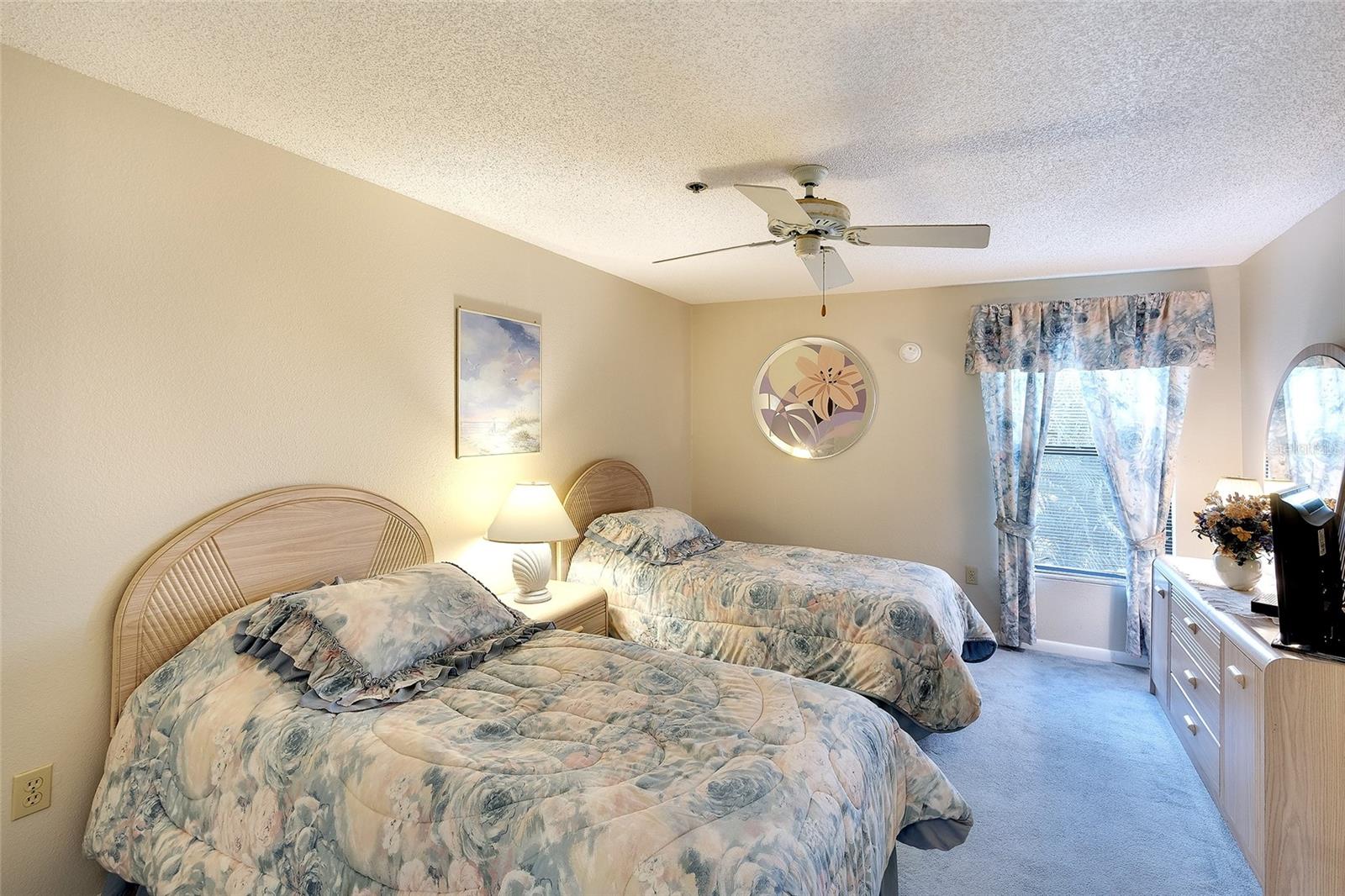 SANDY POINTE PH I - Residential