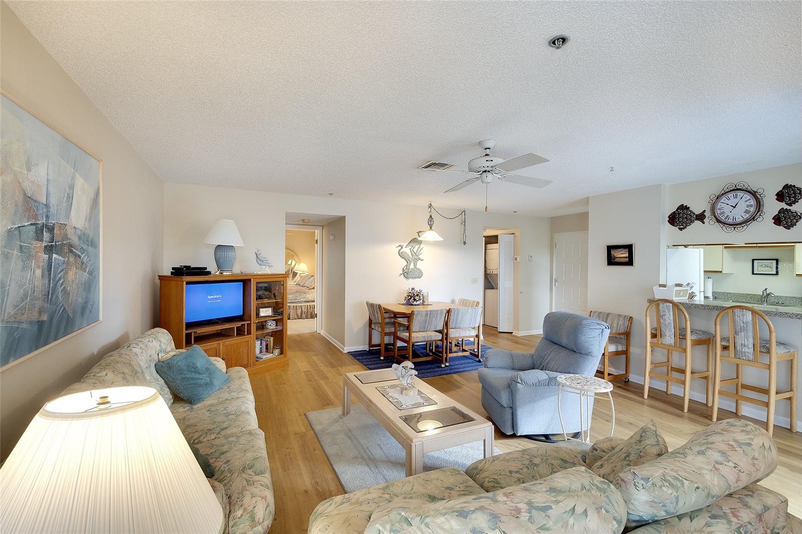 SANDY POINTE PH I - Residential