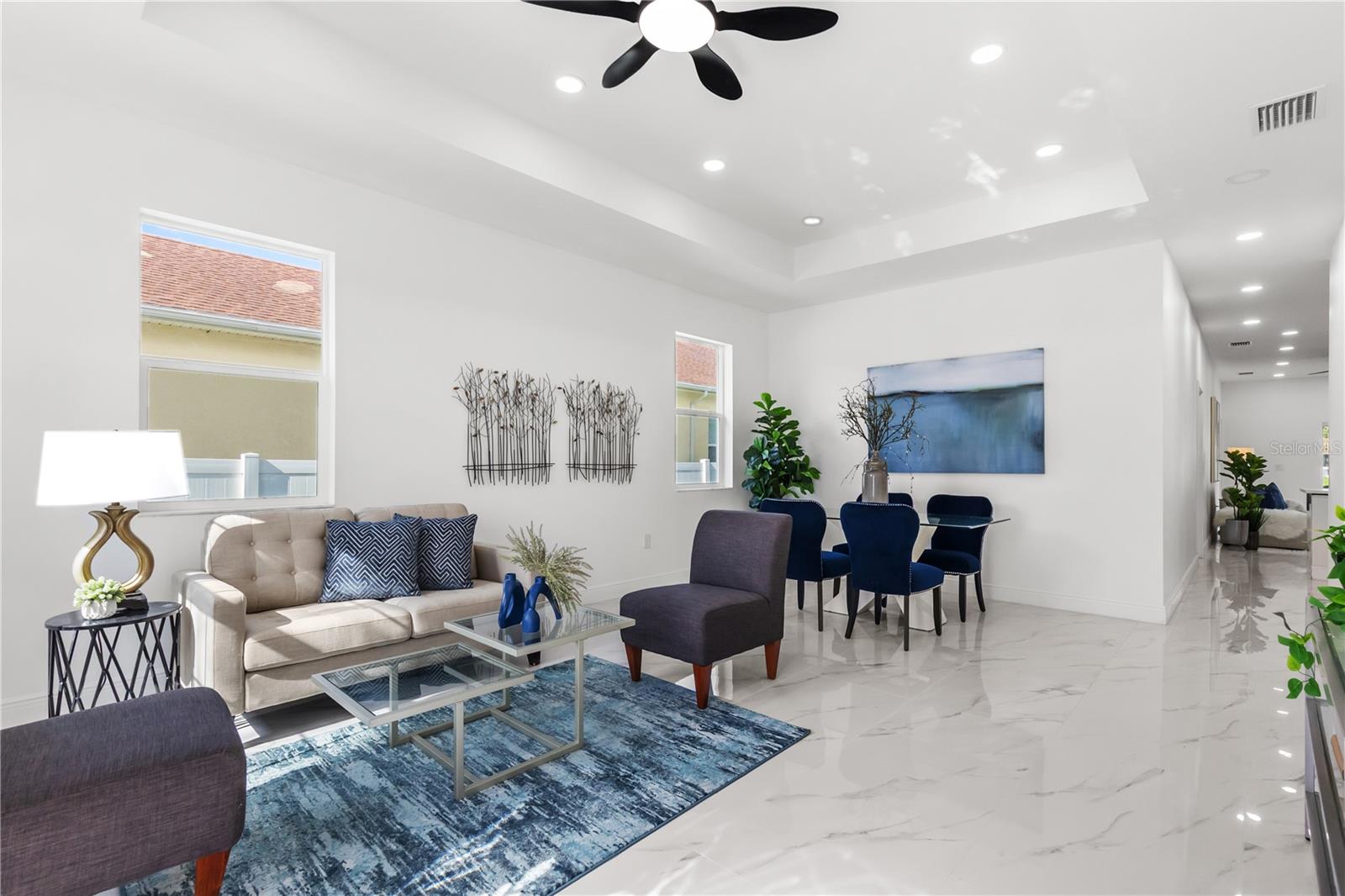 SILVER LAKE ESTATES - Residential