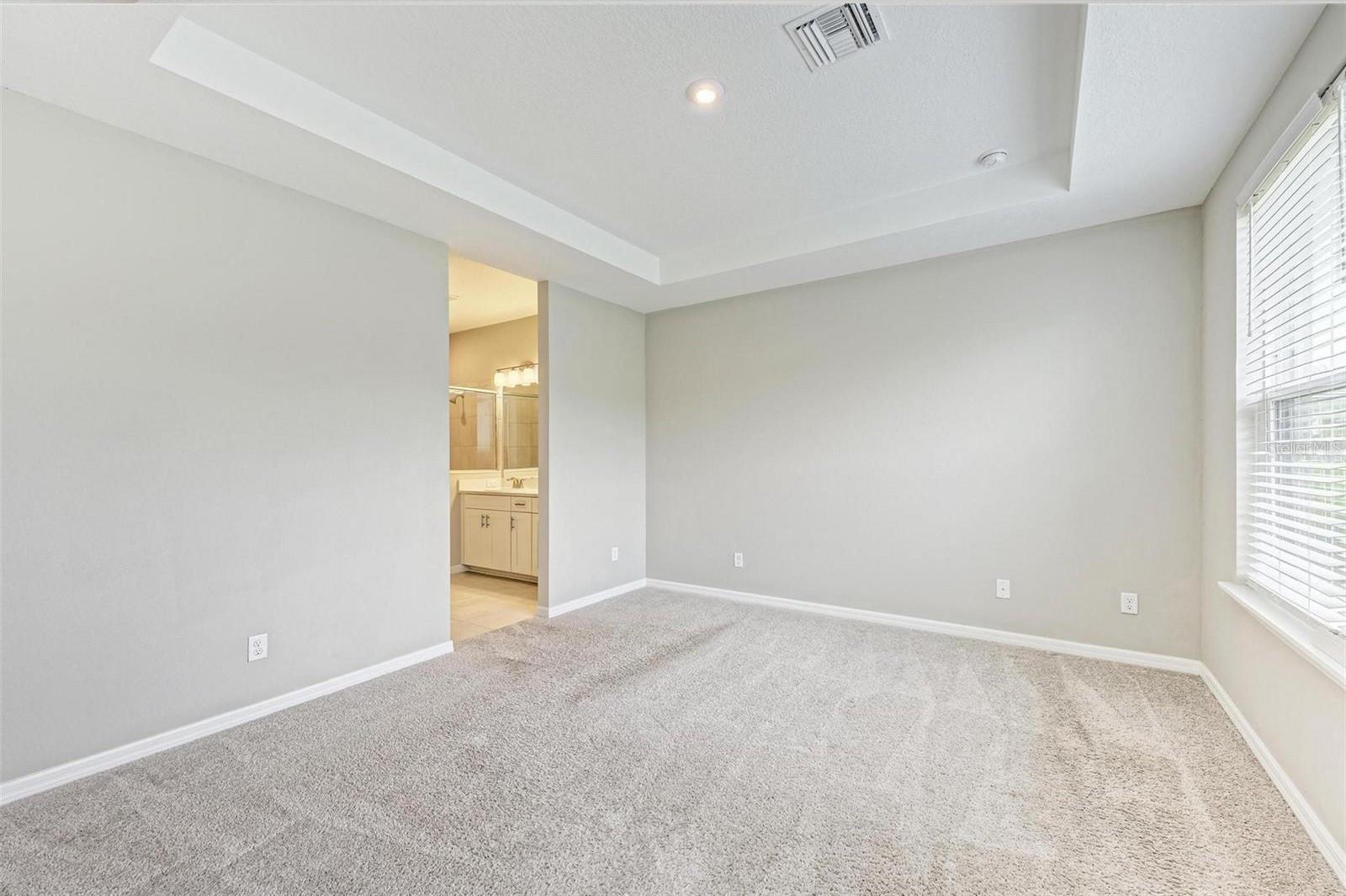 GRANDVIEW AT THE HEIGHTS - Residential Lease