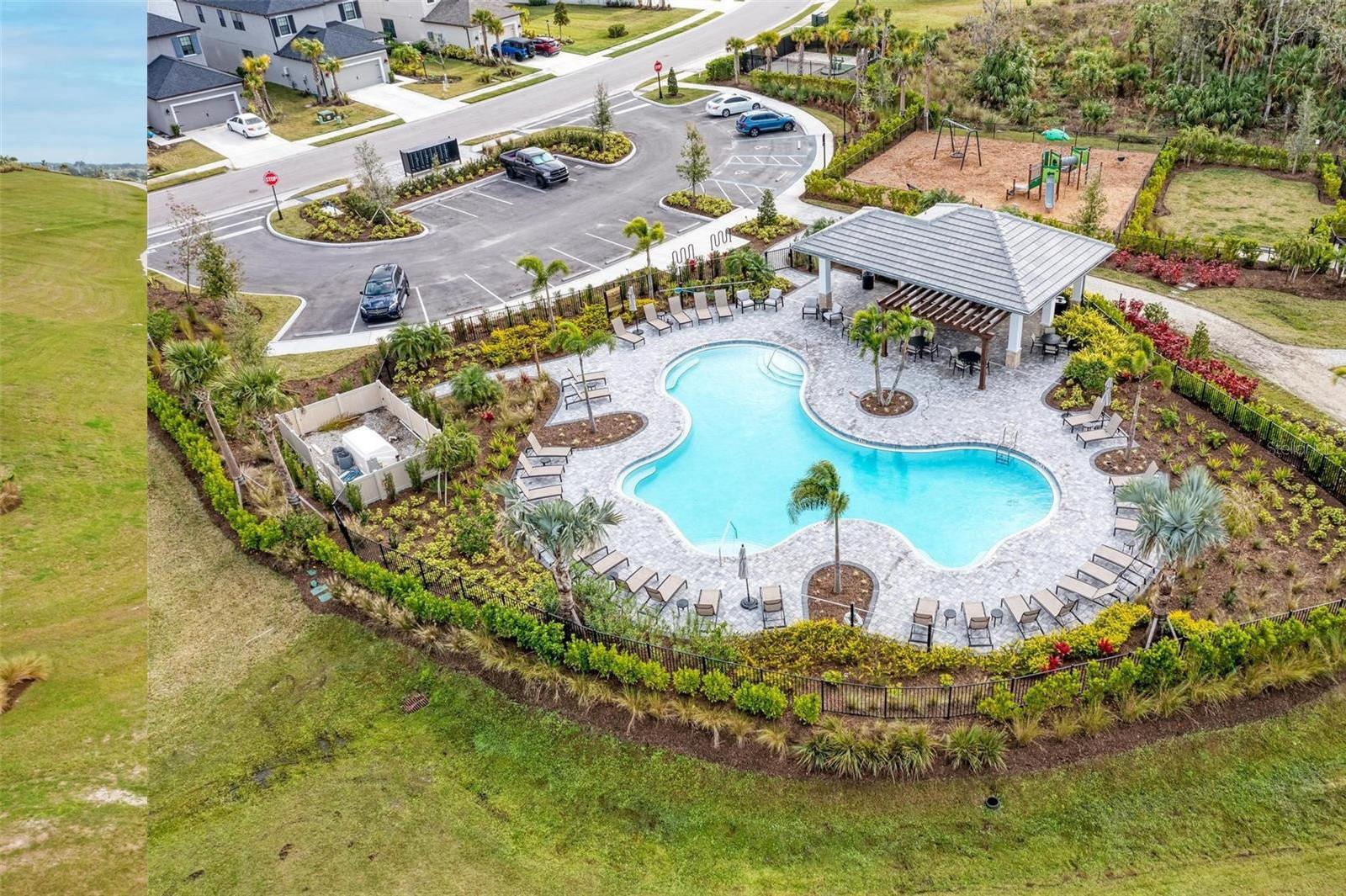 GRANDVIEW AT THE HEIGHTS - Residential Lease
