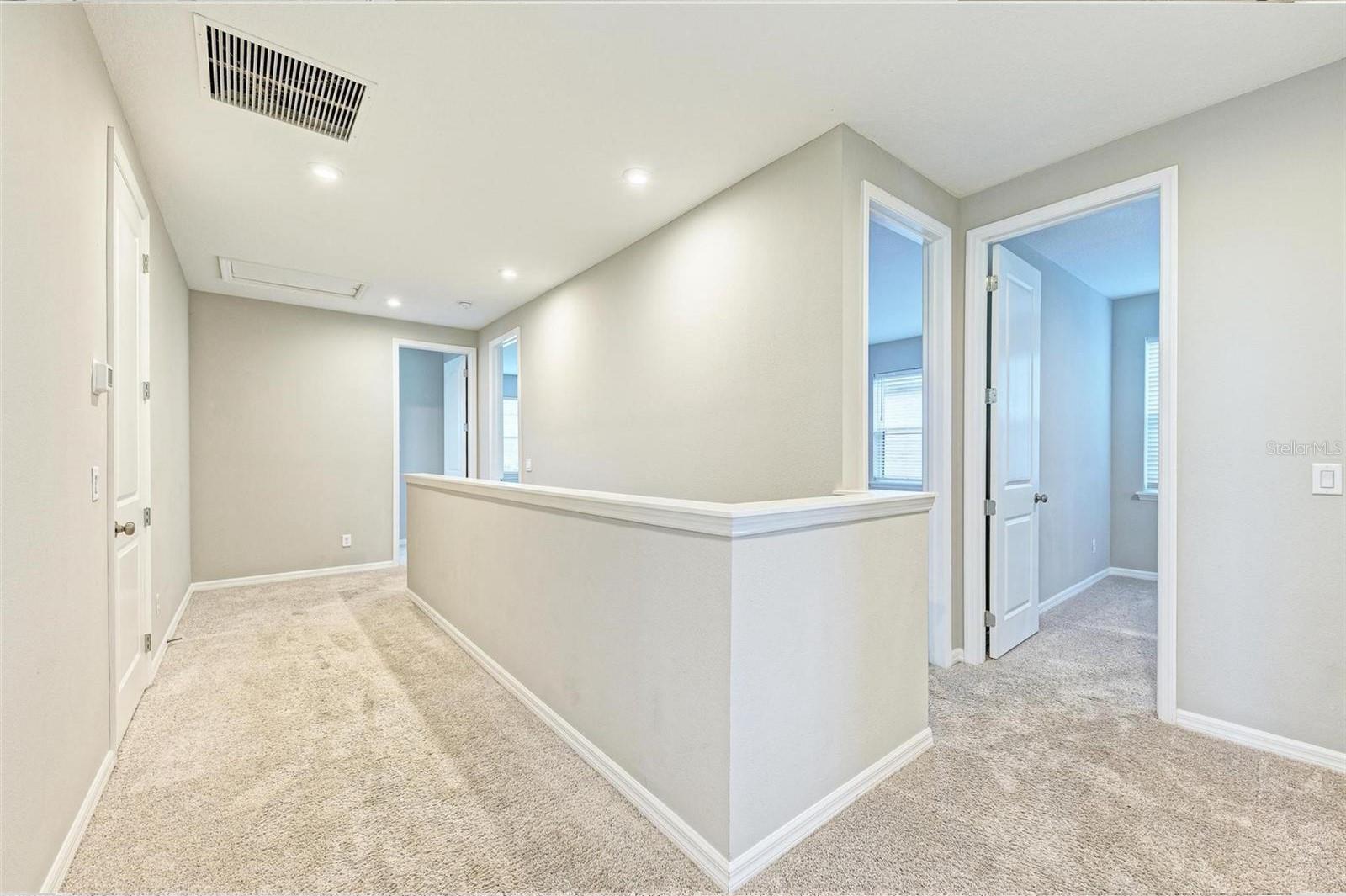 GRANDVIEW AT THE HEIGHTS - Residential Lease