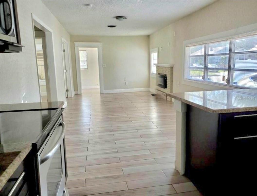 LAKE DAVIS HEIGHTS - Residential Lease