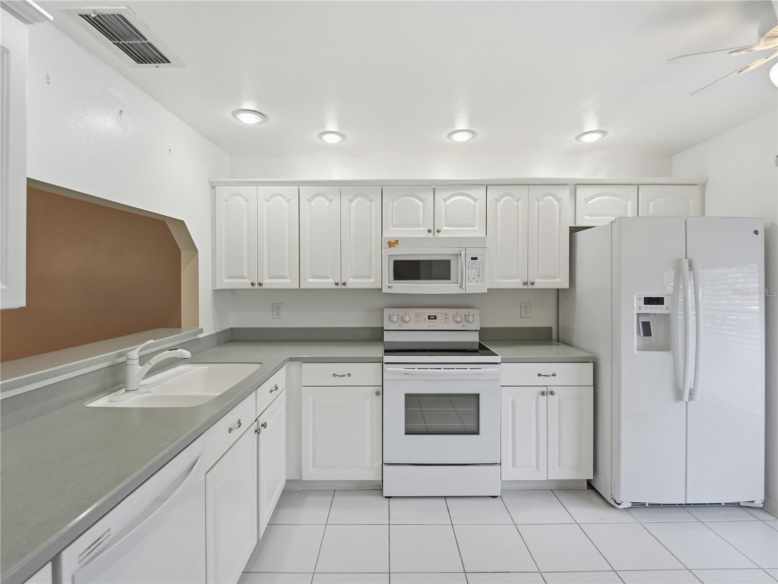 BRODAN SQUARE PH 2 - Residential