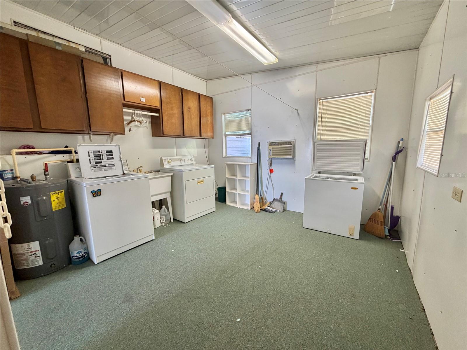 HAWTHORNE AT LEESBURG A COOP - Residential