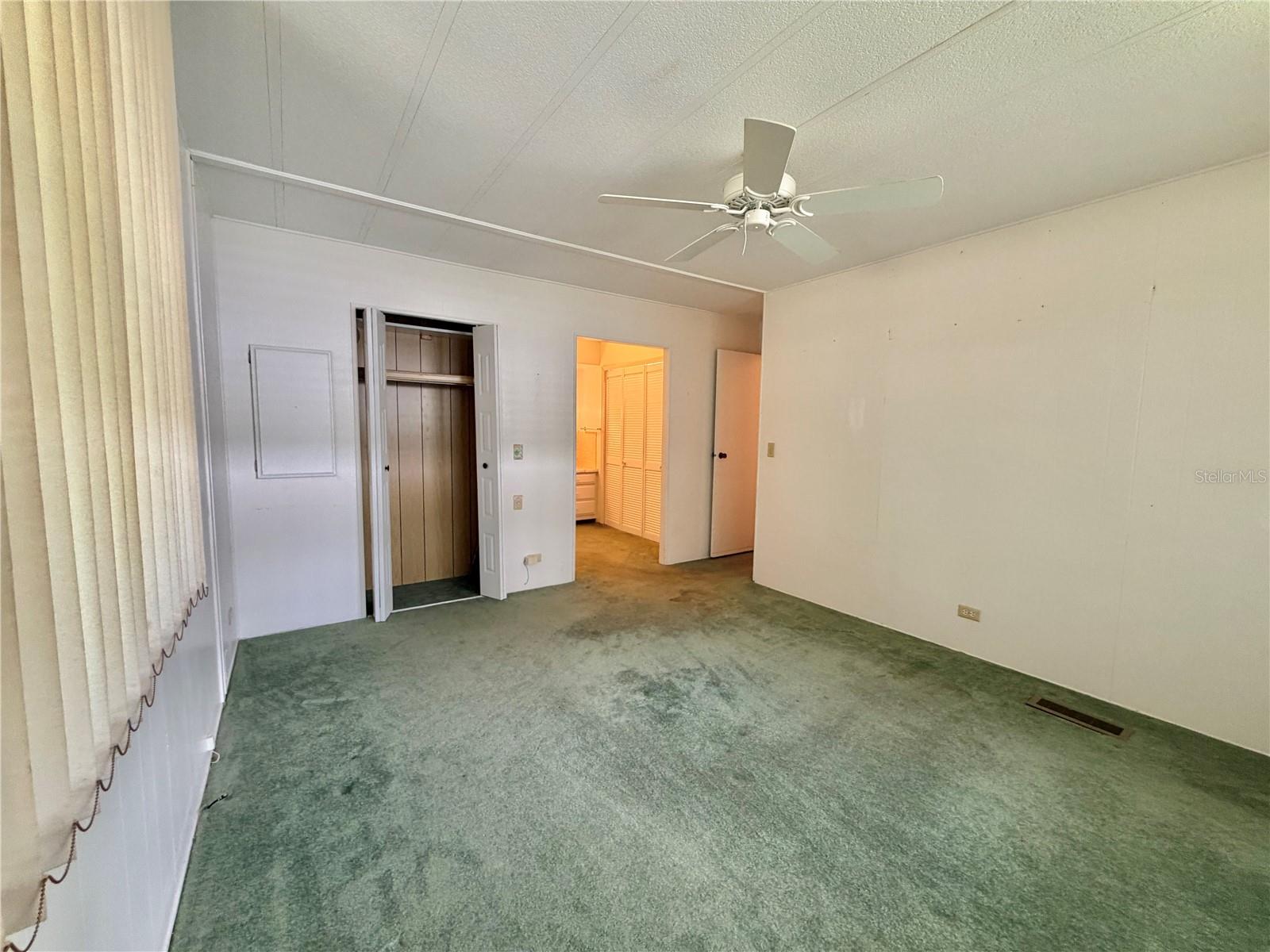 HAWTHORNE AT LEESBURG A COOP - Residential