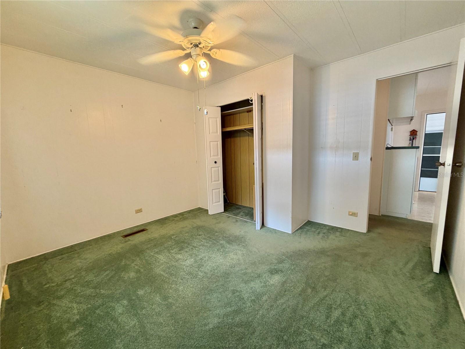 HAWTHORNE AT LEESBURG A COOP - Residential