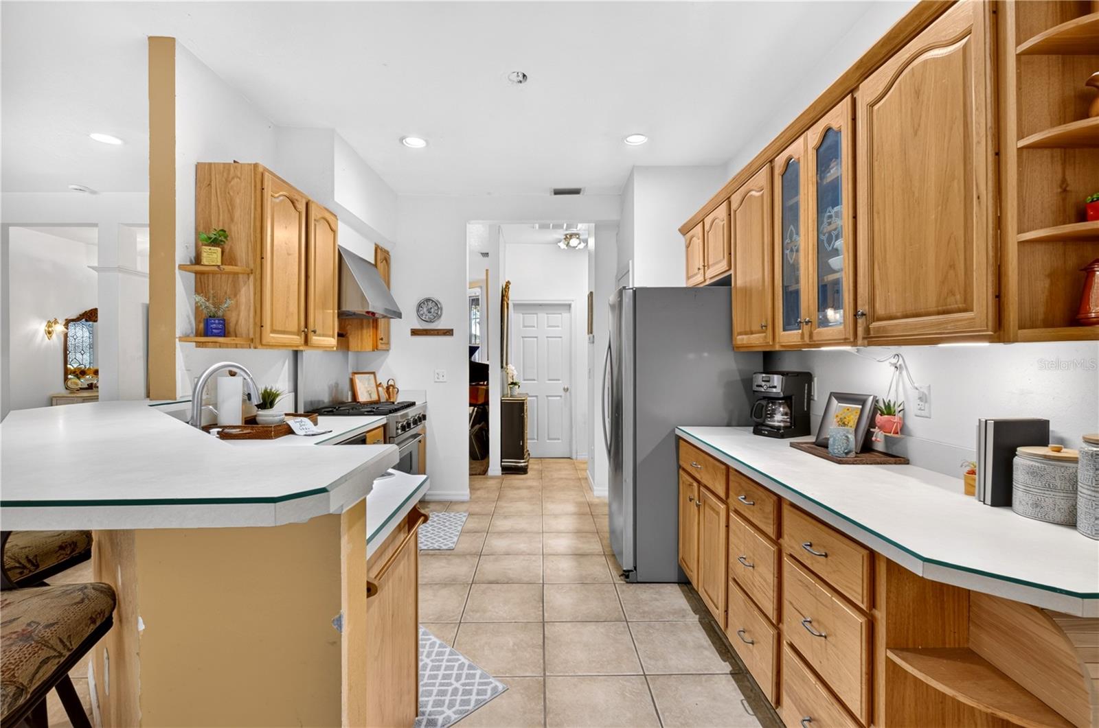 WINTER GARDEN SHORES REP - Residential