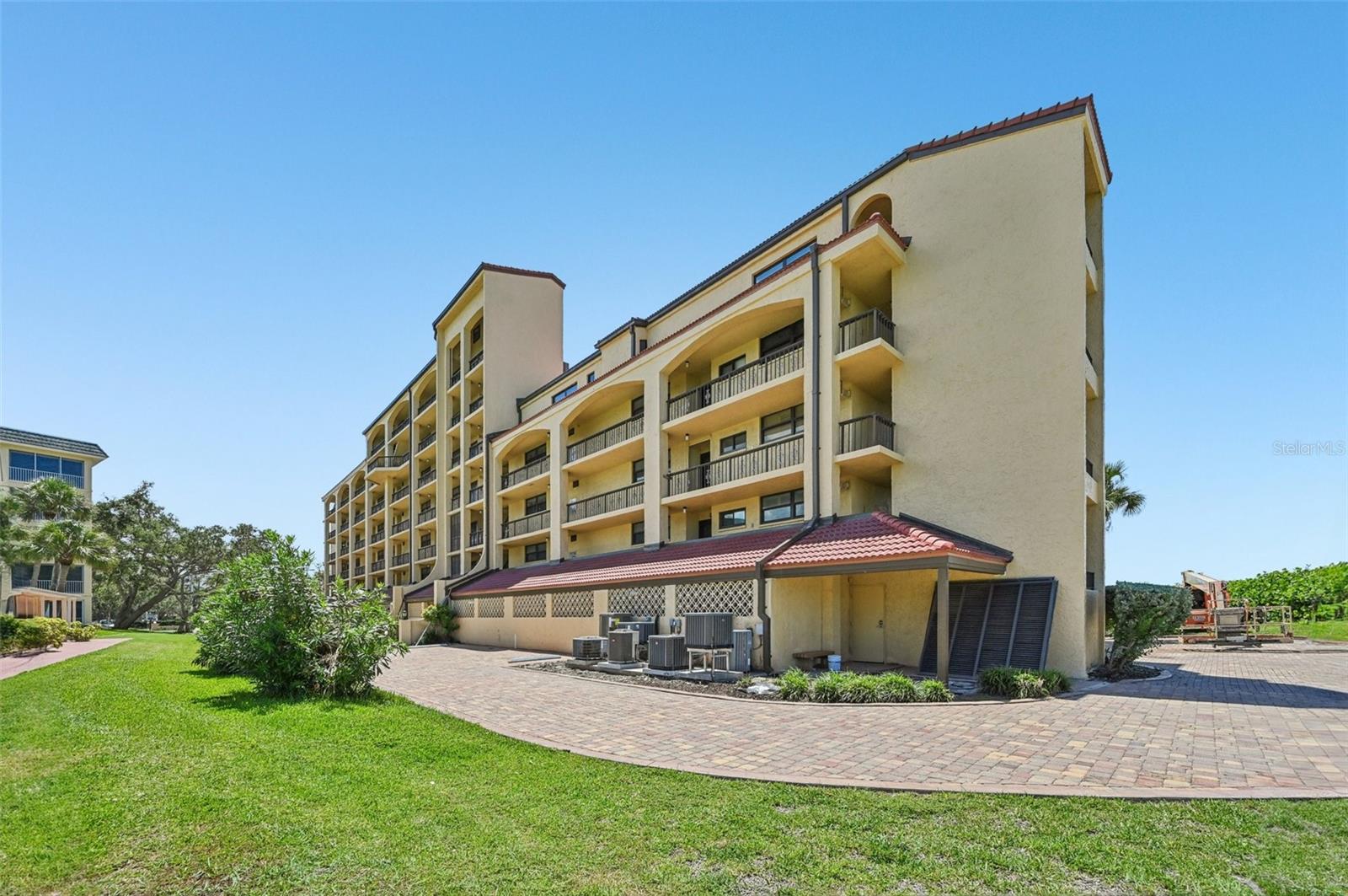 TORTUGA BEACH CLUB - Residential