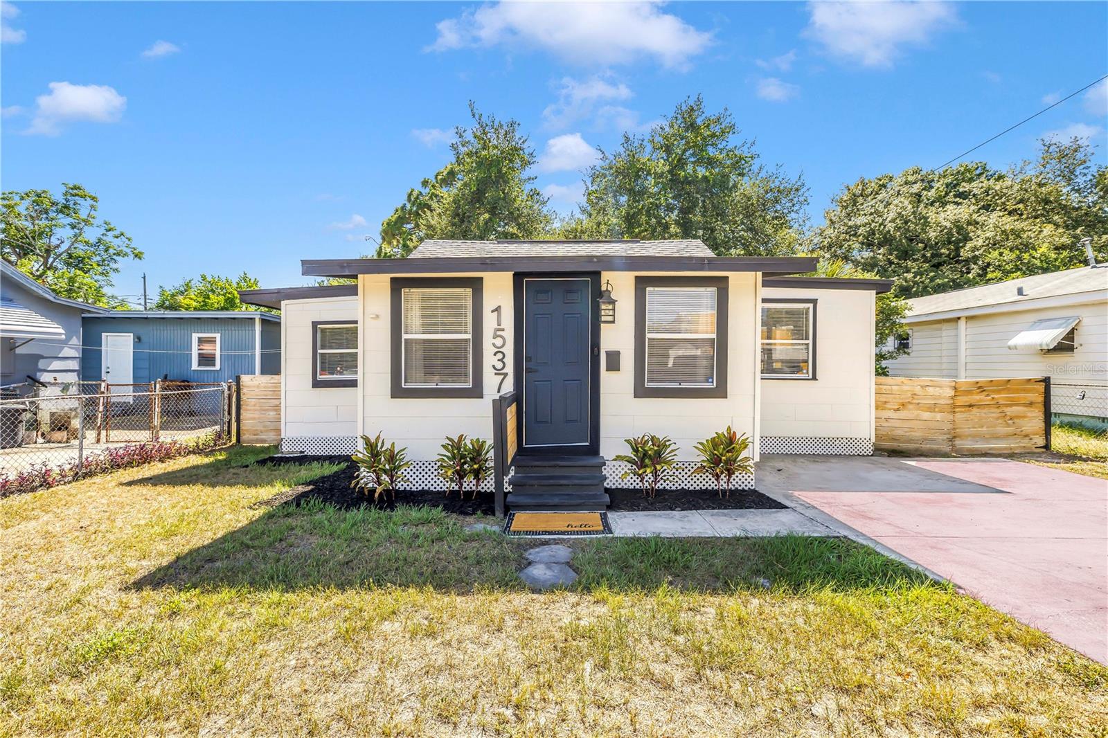 LINNWOOD PARK - Residential
