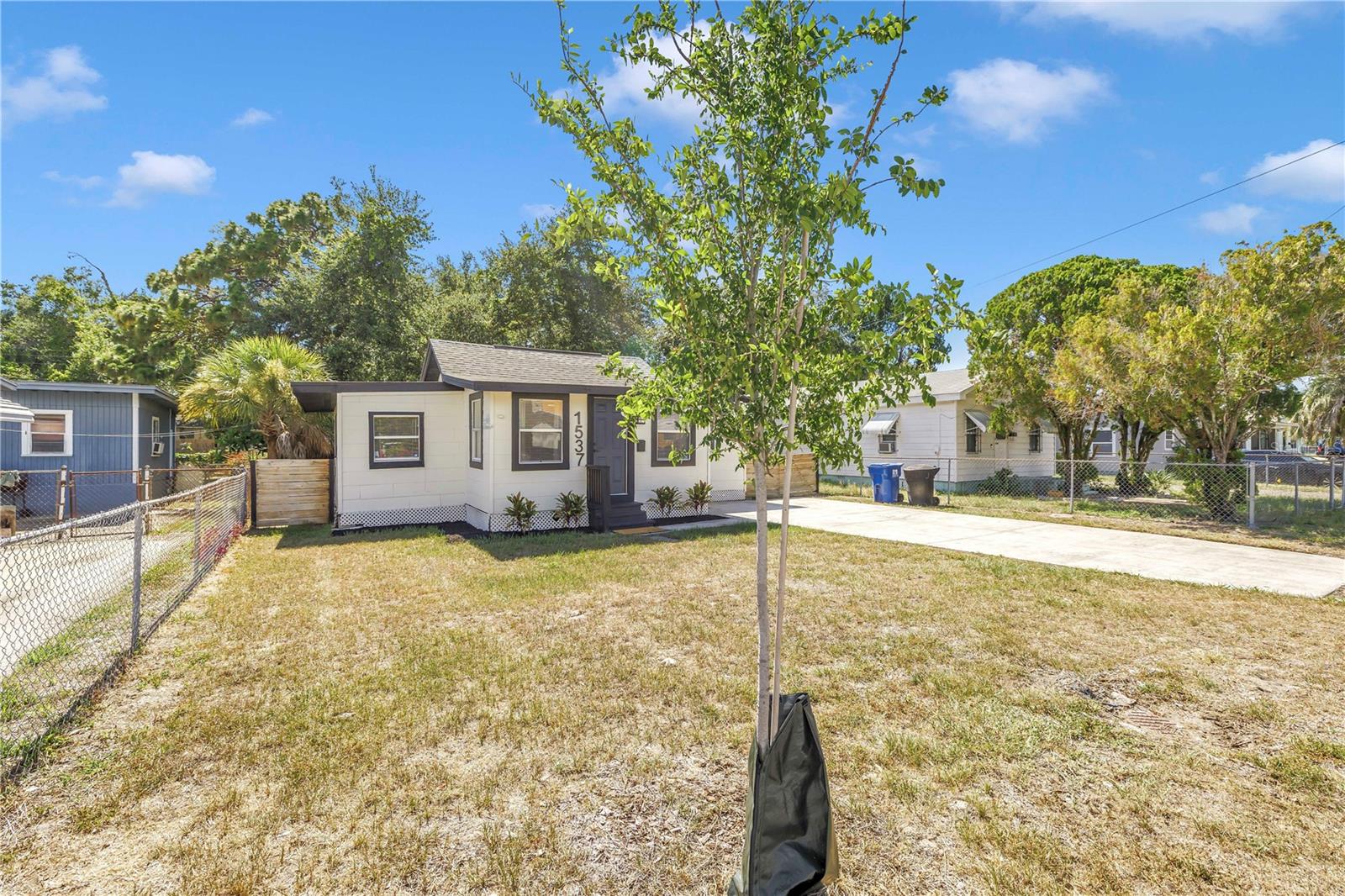 LINNWOOD PARK - Residential