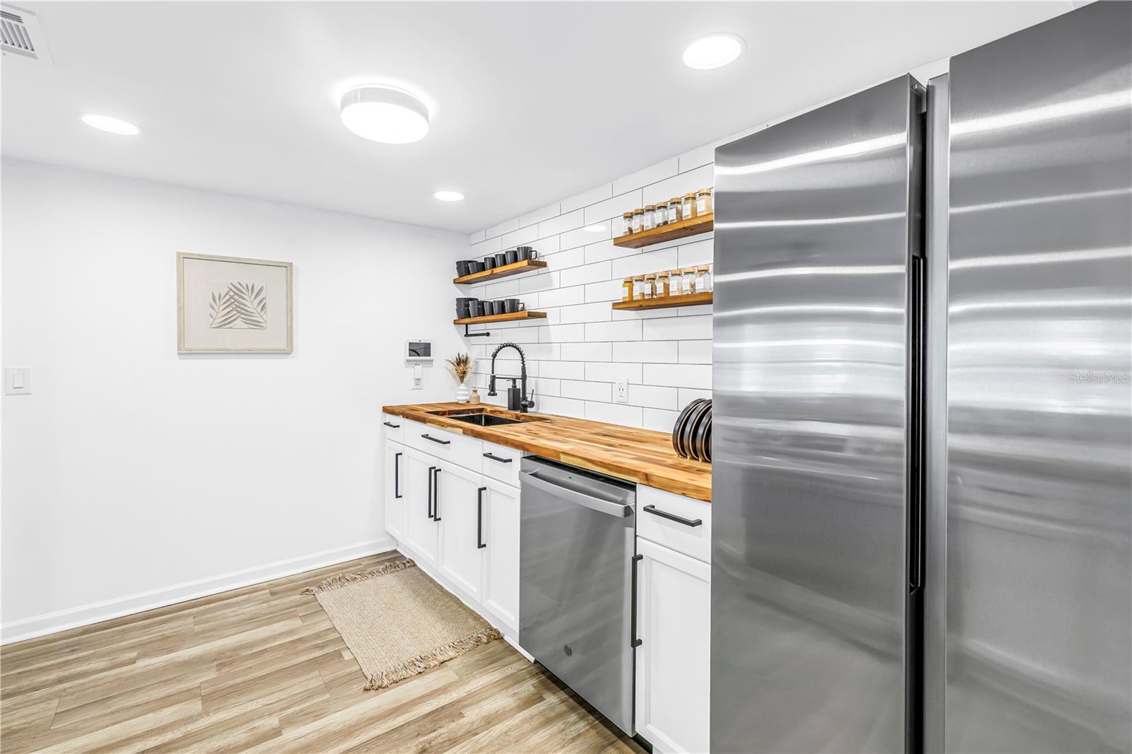 LINNWOOD PARK - Residential