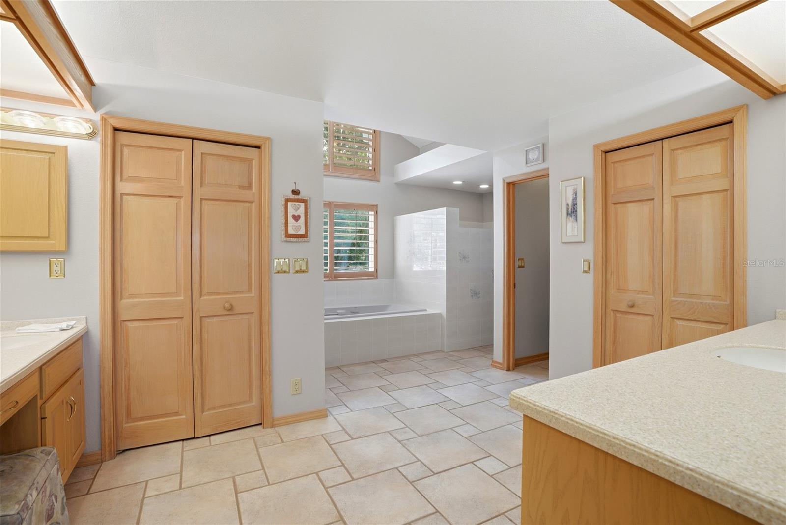 SANCTUARY AT COBBS LANDING THE - Residential