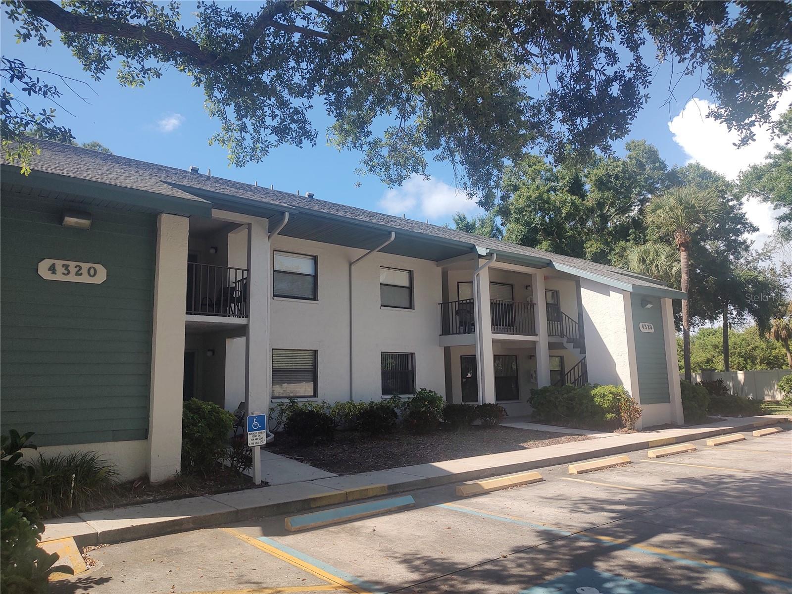 Vacation/Investment condo. Short Term Rentals allowed. Excellent location for ease of getting to beach and all that Sarasota and Bradenton have to offer. Second level 2 bedroom, 2 bathroom condo with lanai and Turnkey furnished. Recreational activities include 2 pools, jacuzzi, 2 tennis courts, shuffleboard, half basketball court, BBQ grills, ping pong table, playground and more. Clubhouse includes a billiard room, community T.V., kitchen area, mailboxes and shelves of books. No Pets, No RV's, No Trailers, No Motorcycles and No High Top RV/Vans. This is a rare opportunity to own an UPSTAIRS CORNER unit. This Resort style property welcomes guests from all over the world. Close proximity to IMG Academy and 10-15 minute drive to world class Beaches of Anna Maria Island and Longboat Key. Walking distance to supermarkets, restaurants and bowling! World class Art, Sports and cultural events can be found in Bradenton, Sarasota, St. Pete and Tampa. Shorewalk is approximately 2 hours to Disney, 3 hours to Miami, BUT ONLY MINUTES TO OUR FABULOUS COQUINA BEACH located on Anna Maria Island. Shorewalk is home for many tennis professionals and a great place to live or invest in.
