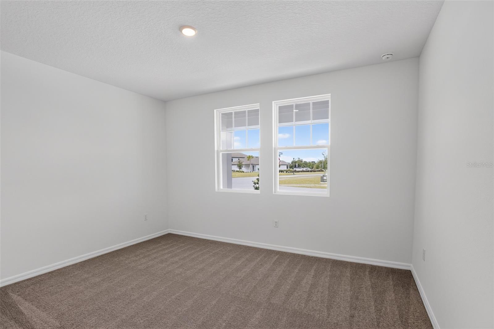 TRAILSIDE - Residential