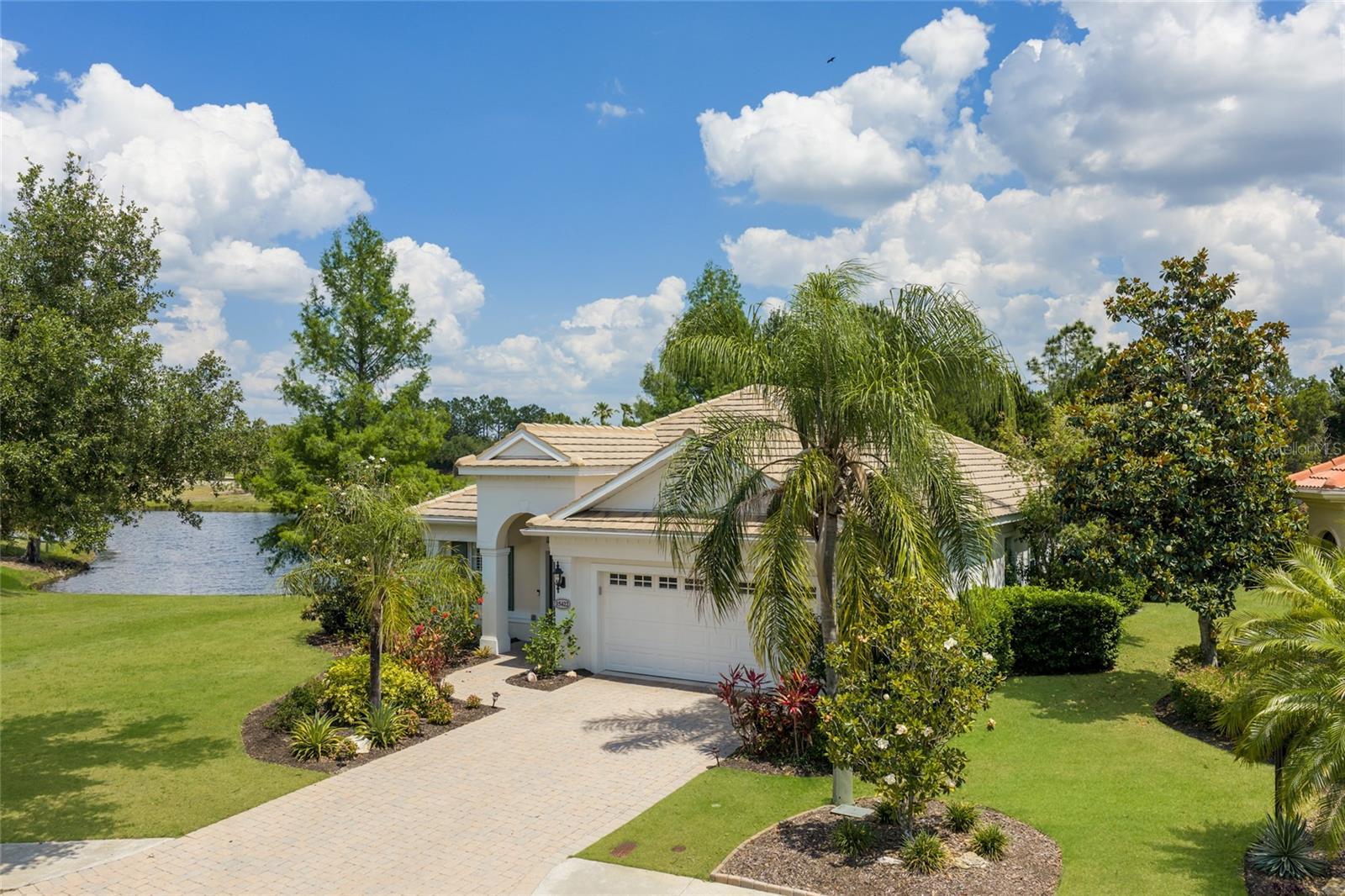 COUNTRY CLUB EAST AT LAKEWOOD RANCH OO1&2 - Residential