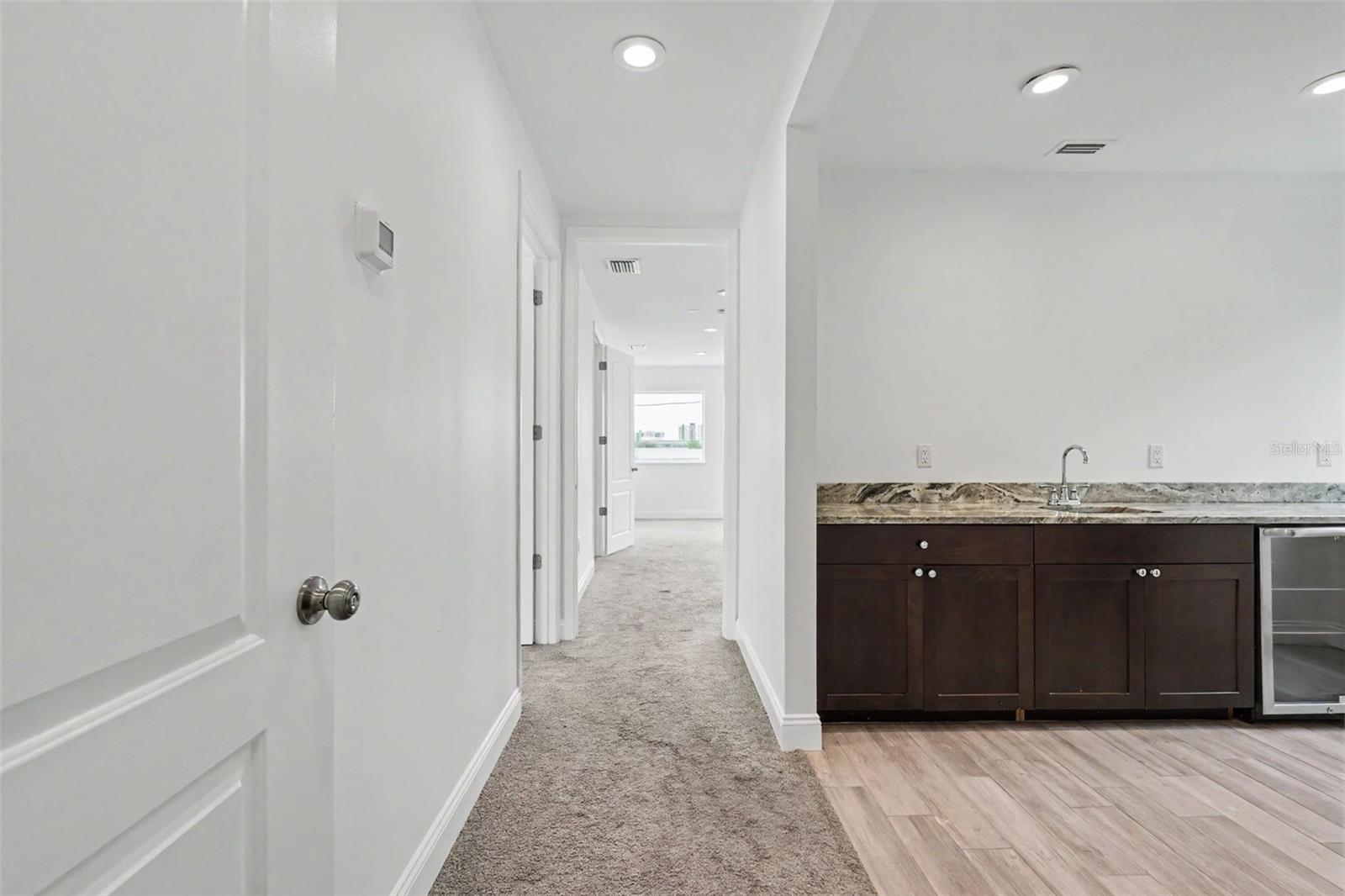 OAK VILLA SUB - Residential