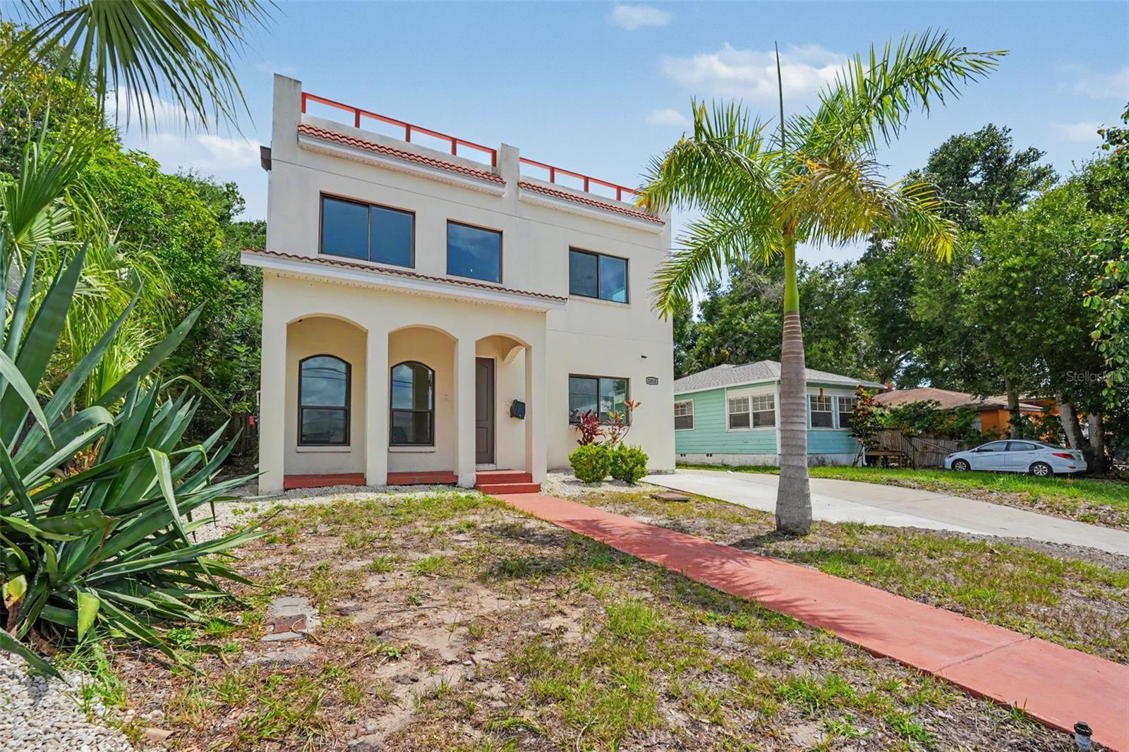 OAK VILLA SUB - Residential