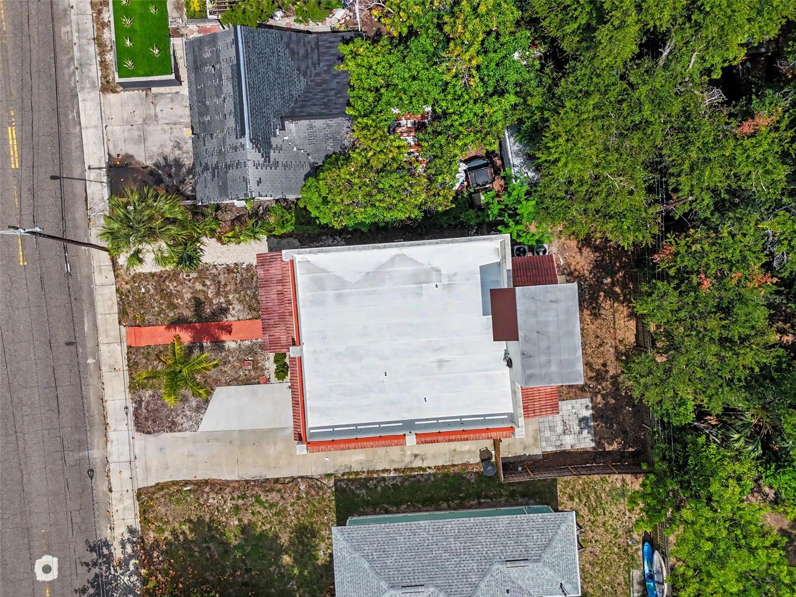 OAK VILLA SUB - Residential