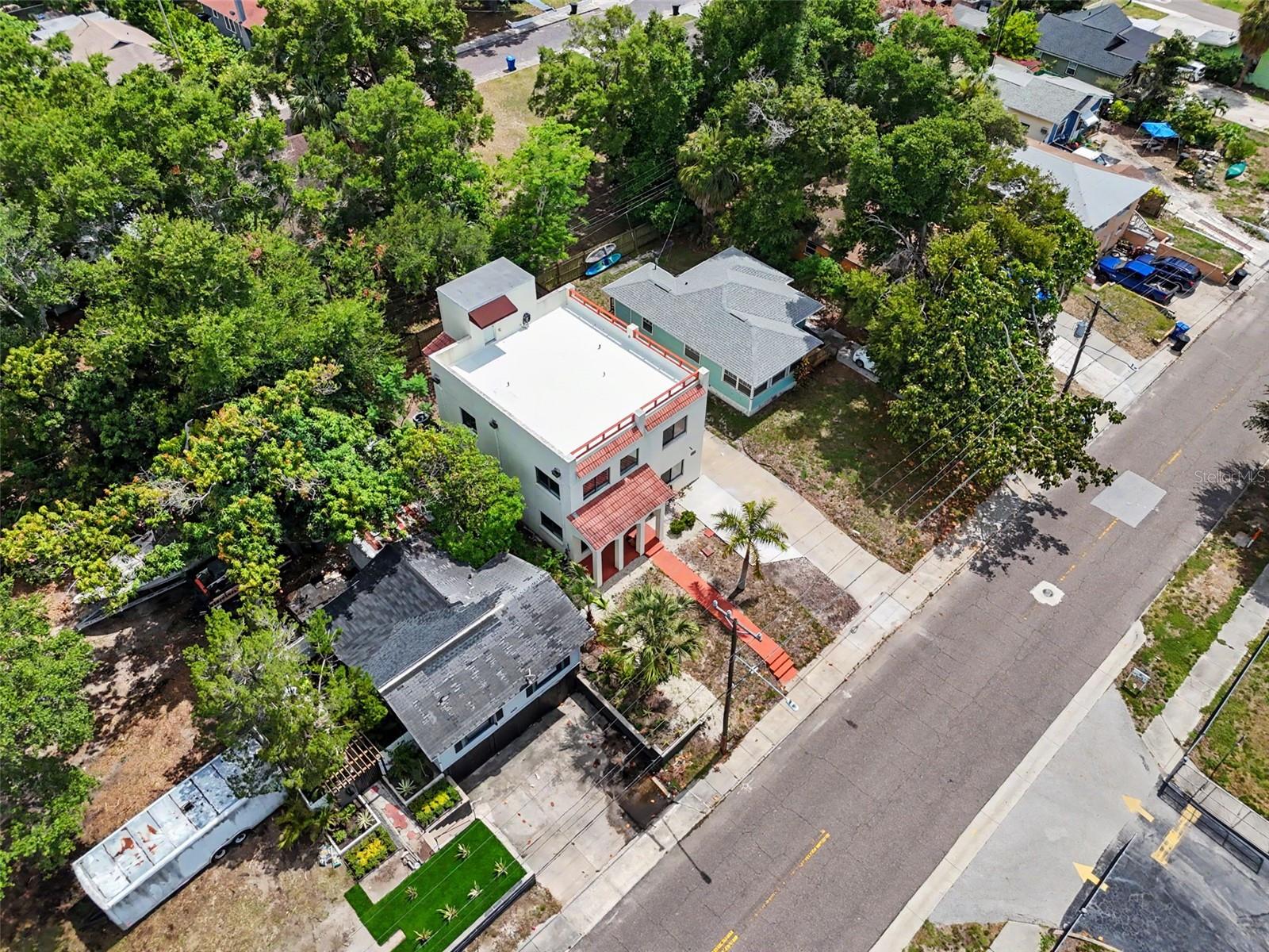 OAK VILLA SUB - Residential