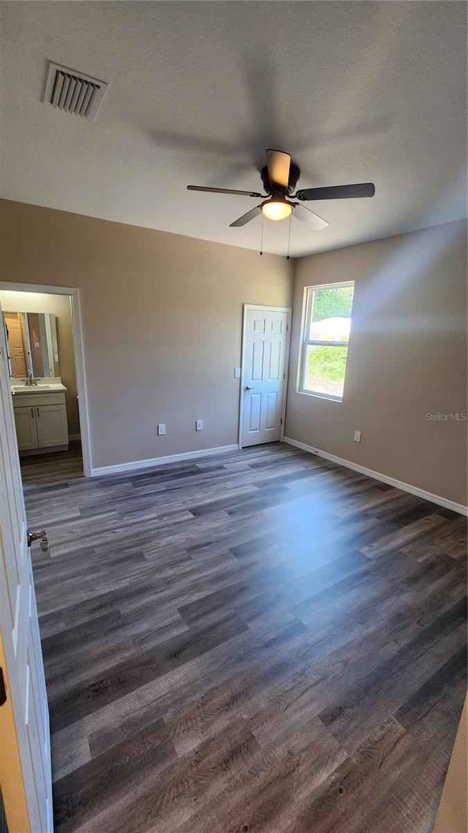 MIDWAY GARDENS - Residential