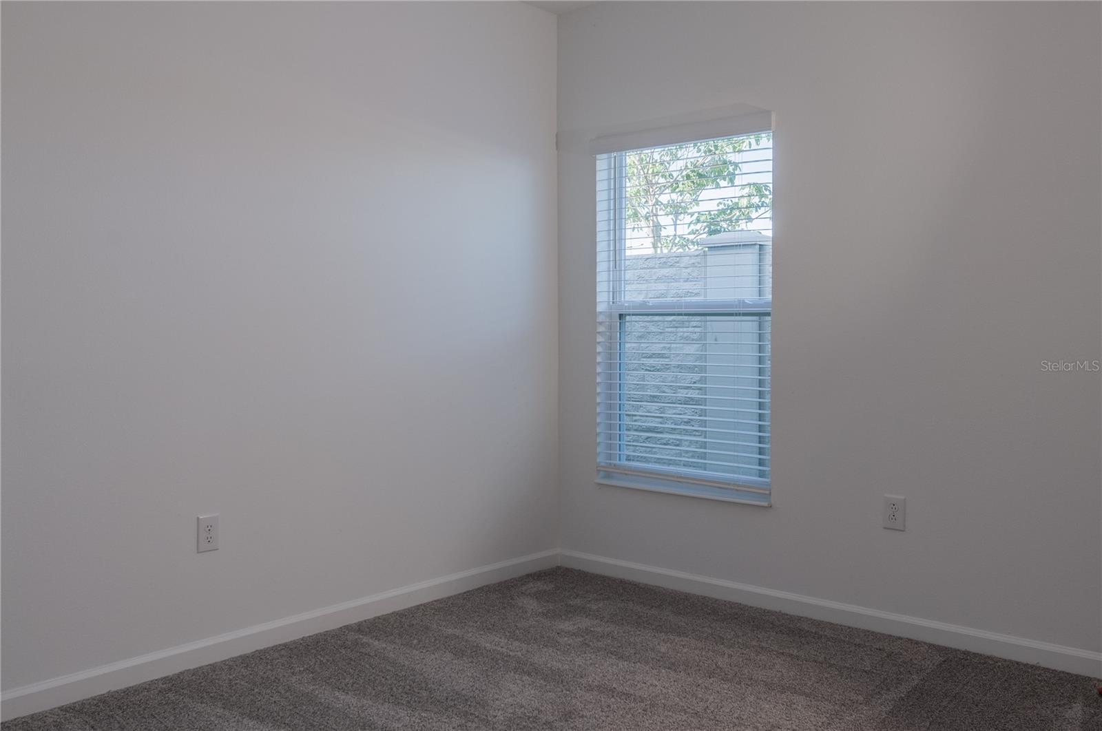 CASCADES PH 1A & 1B - Residential Lease