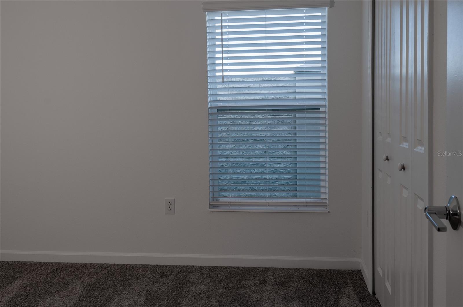 CASCADES PH 1A & 1B - Residential Lease