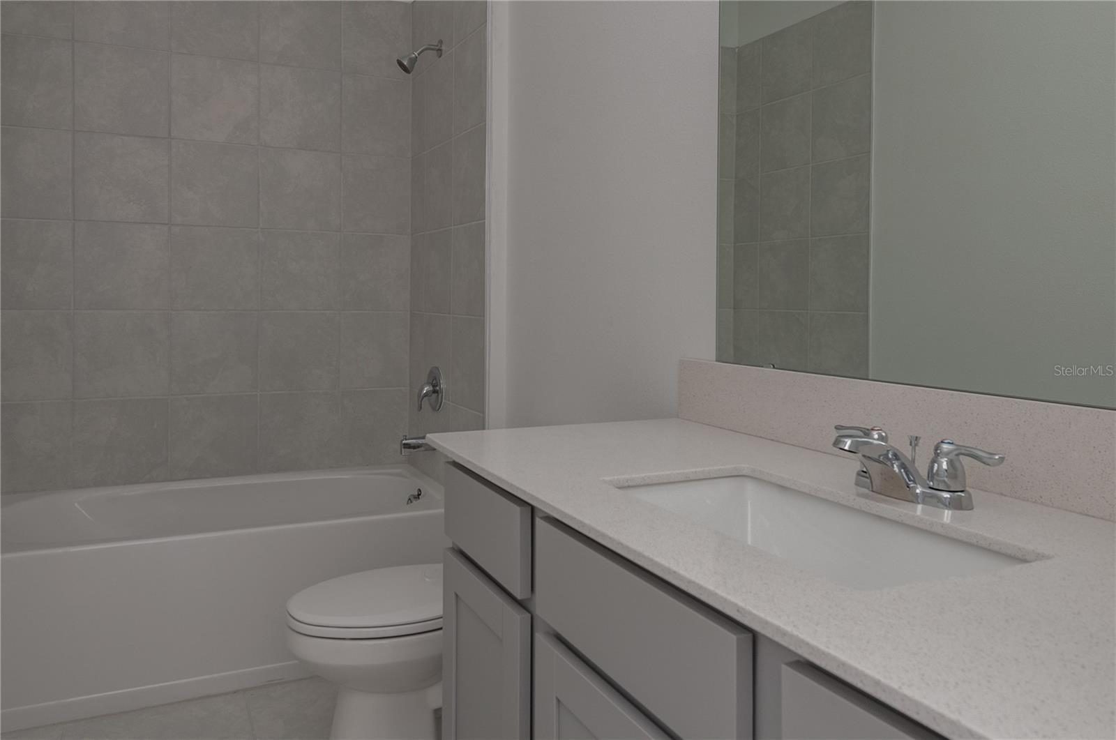 CASCADES PH 1A & 1B - Residential Lease