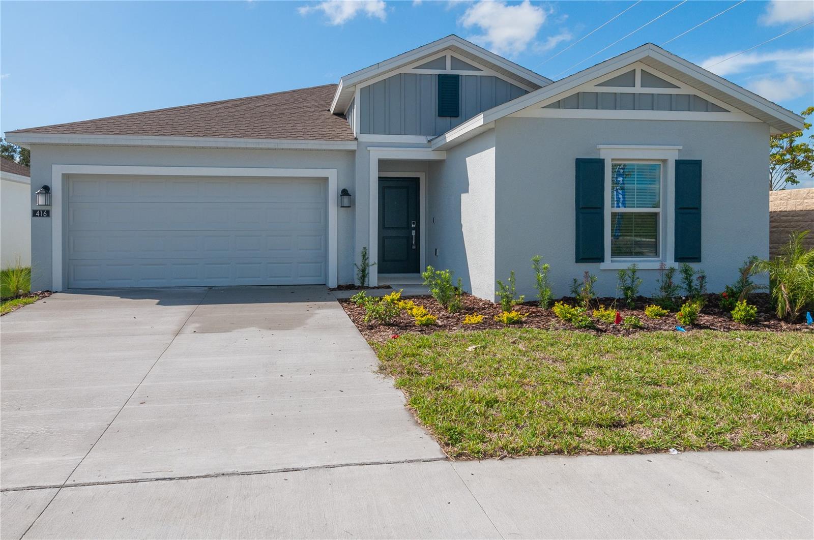 Beautiful home at corner lot 4 bedroom and 2 baths with 42 inches kitchen cabinets and quartz