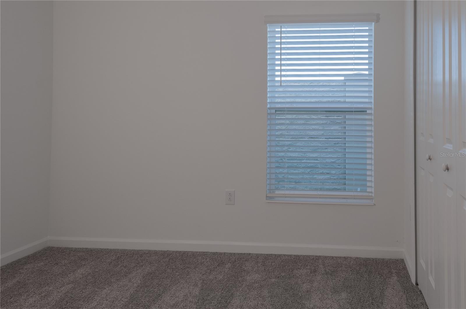 CASCADES PH 1A & 1B - Residential Lease