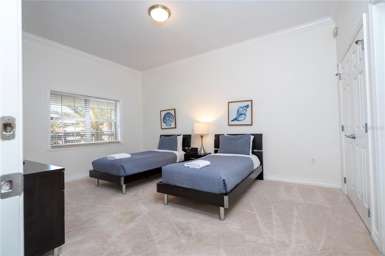 VILLAS AT REUNION SQUARE CONDO PH 4 - Residential