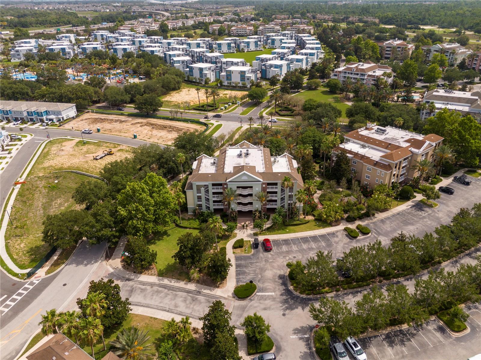 VILLAS AT REUNION SQUARE CONDO PH 4 - Residential