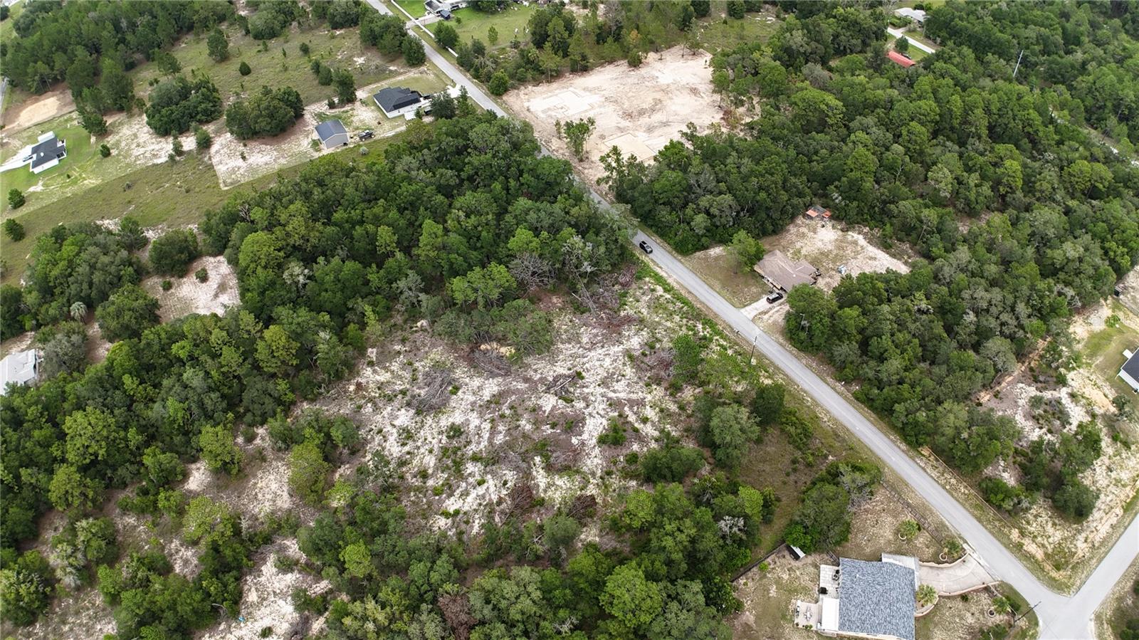 RAINBOW LAKES ESTATE - Land