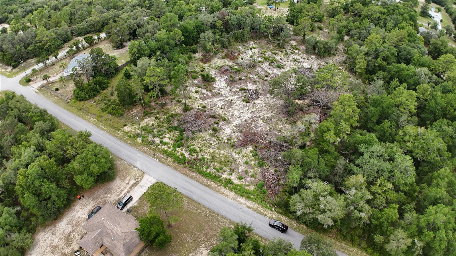 RAINBOW LAKES ESTATE - Land