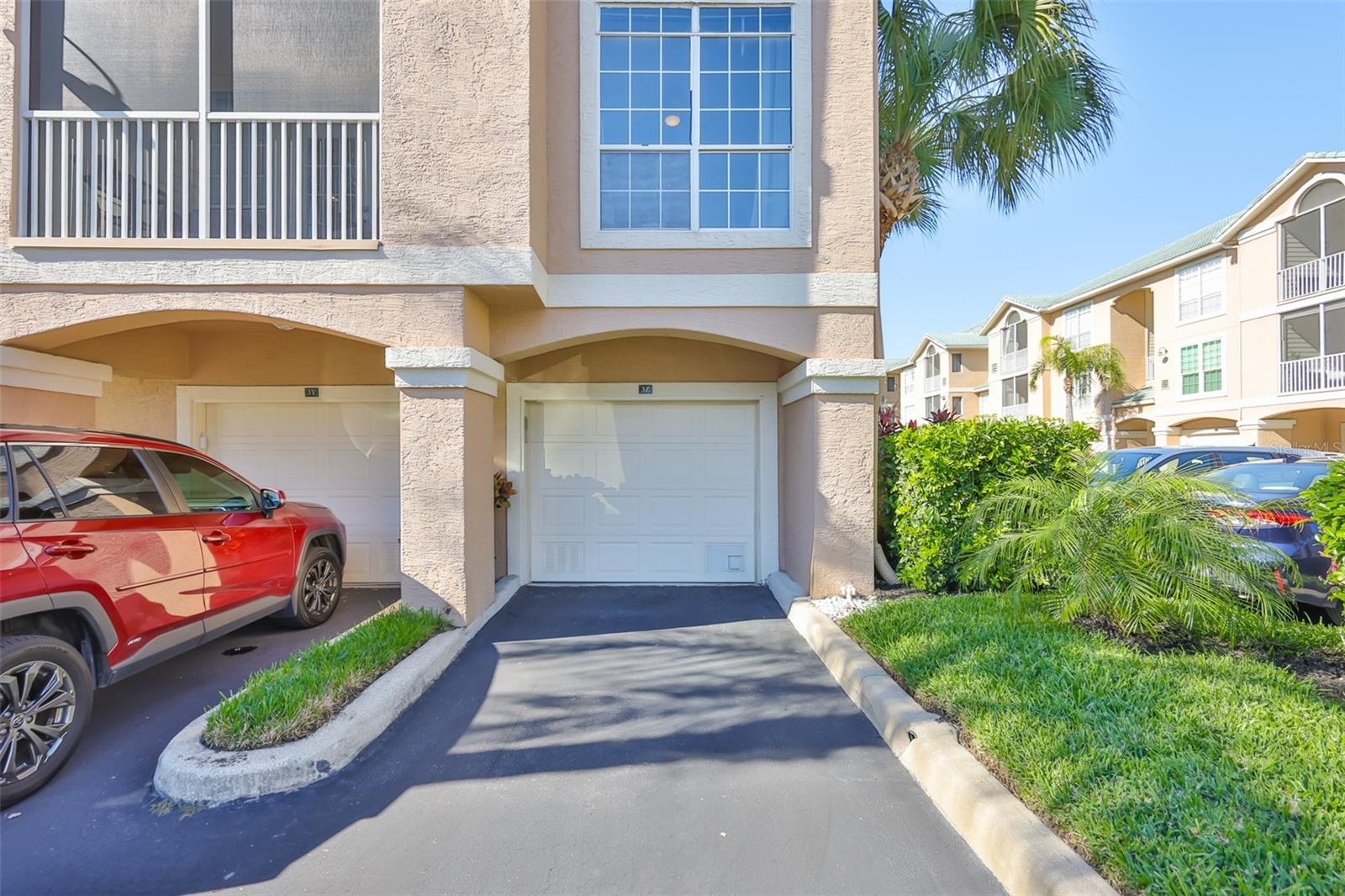 Welcome to this beautifully renovated residence in the highly desirable Bay Club community of Tampa. This move-in-ready home features an attached garage, stylish modern updates throughout, and a full suite of 2024 appliances, offering buyers the convenience of worry-free ownership from day one.
The bright, open layout is designed for comfortable everyday living and entertaining, with attractive features including crown molding, built-in shelving, a spacious walk-in closet, a convenient laundry closet, private balcony, central A/C, and durable ceramic tile and vinyl flooring. The kitchen comes fully equipped with a dishwasher, disposal, range, refrigerator, washer, and dryer, providing exceptional value and functionality.
Whether you're searching for a primary residence, a seasonal retreat, or an income-producing investment property, this home offers a rare combination of modern upgrades, low-maintenance living, and an unbeatable location.
Ideally situated in the sought-after Rocky Point area, residents enjoy quick access to Tampa International Airport, the Westshore business district, International Plaza, downtown Tampa, top-rated dining, shopping, entertainment, and the bridges leading to Clearwater and St. Petersburg's award-winning Gulf Coast beaches.
With its extensive renovations, desirable amenities, and prime location, this property presents an outstanding opportunity for buyers seeking both lifestyle and long-term value.