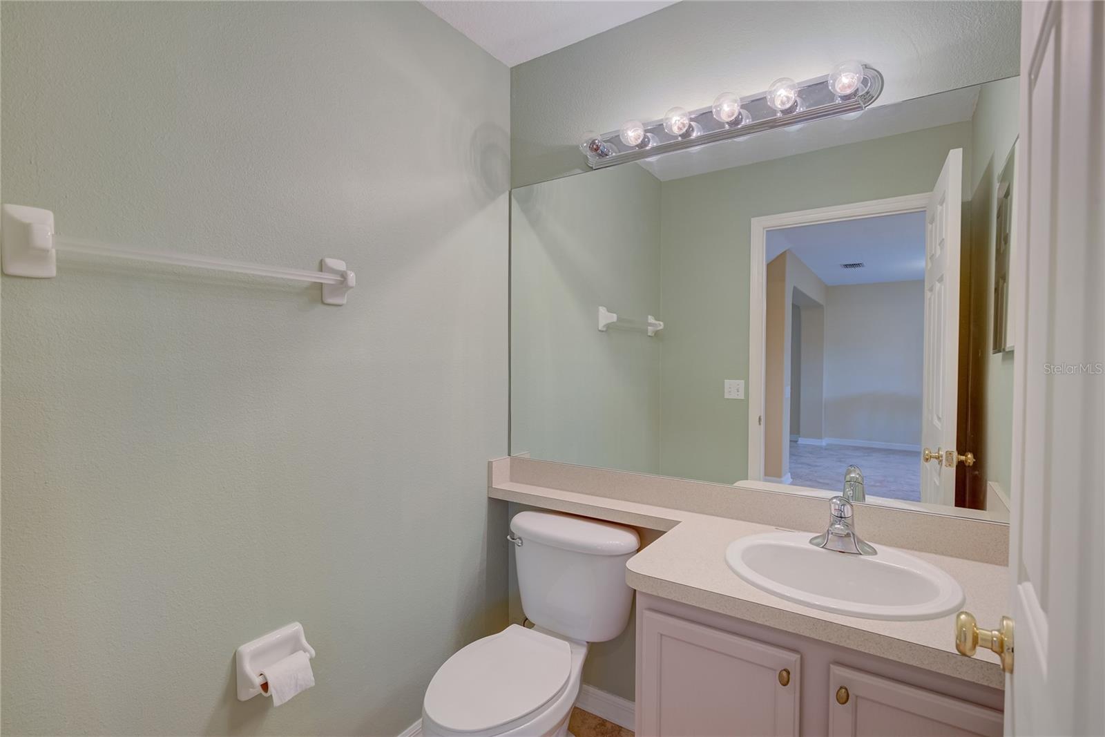 CUMBERLAND TRACE - Residential Lease