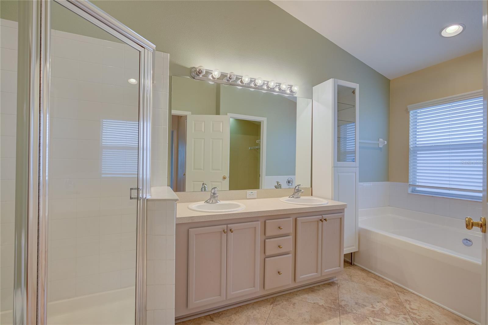 CUMBERLAND TRACE - Residential Lease