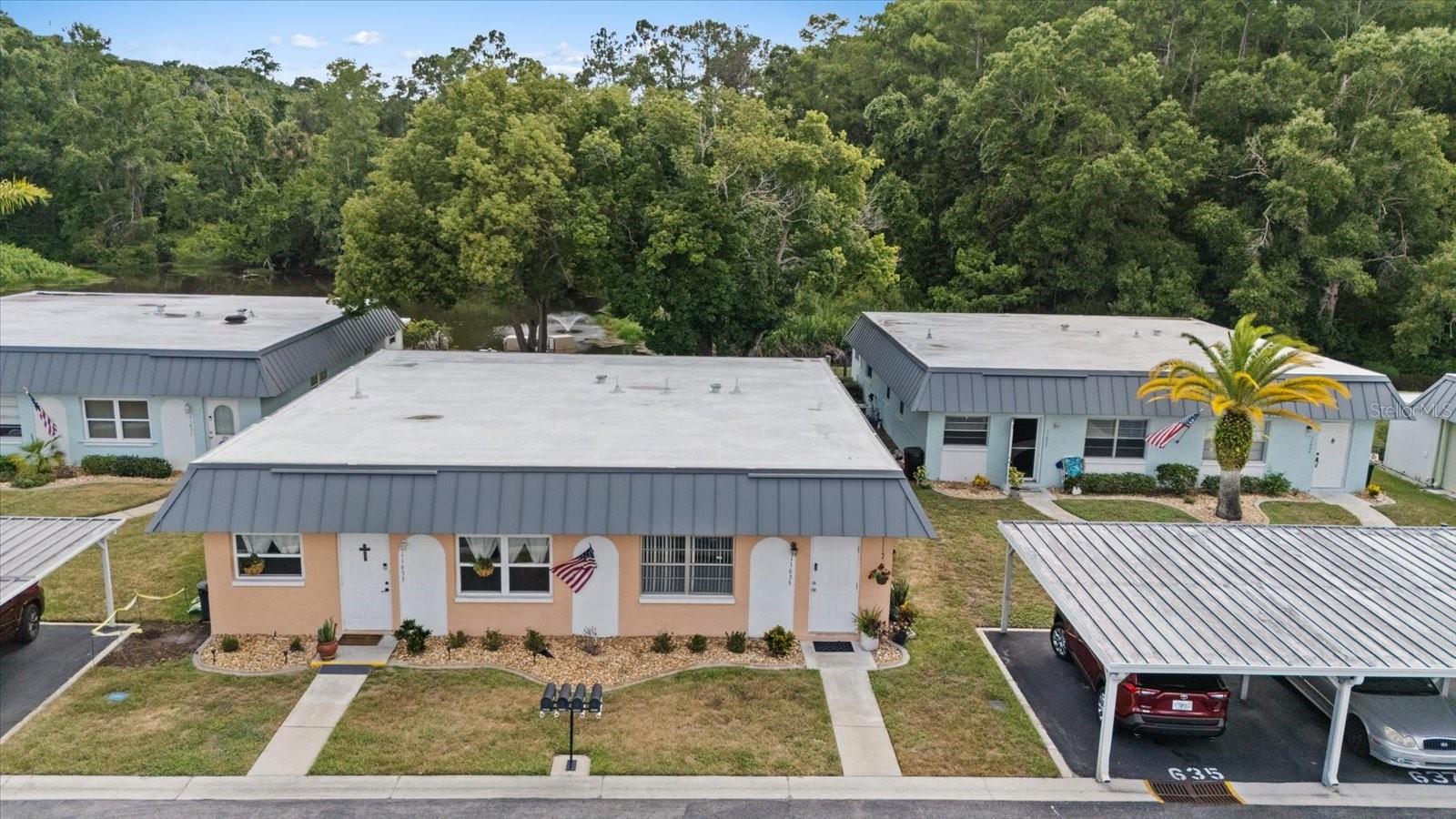PARADISE POINTE WEST - Residential