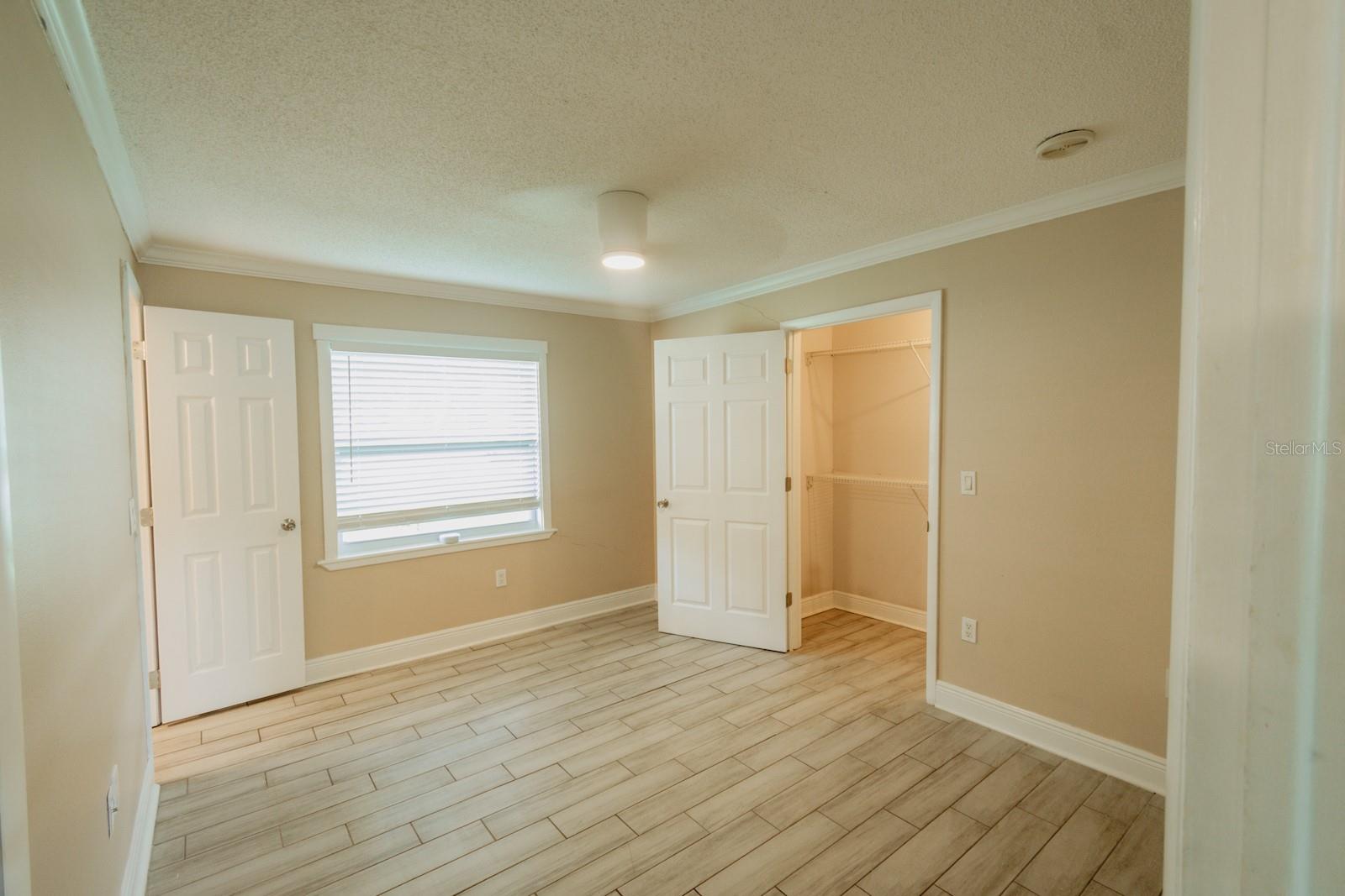MEADOWS - Residential