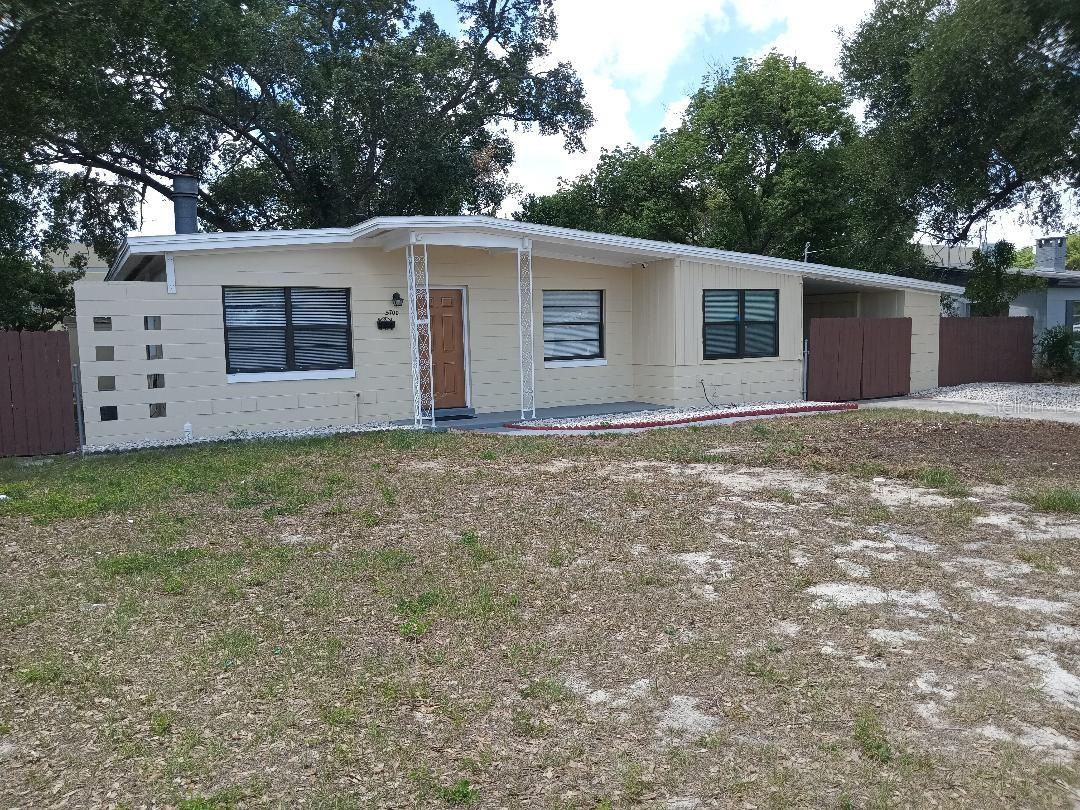 COUNTRY CLUB HEIGHTS - Residential