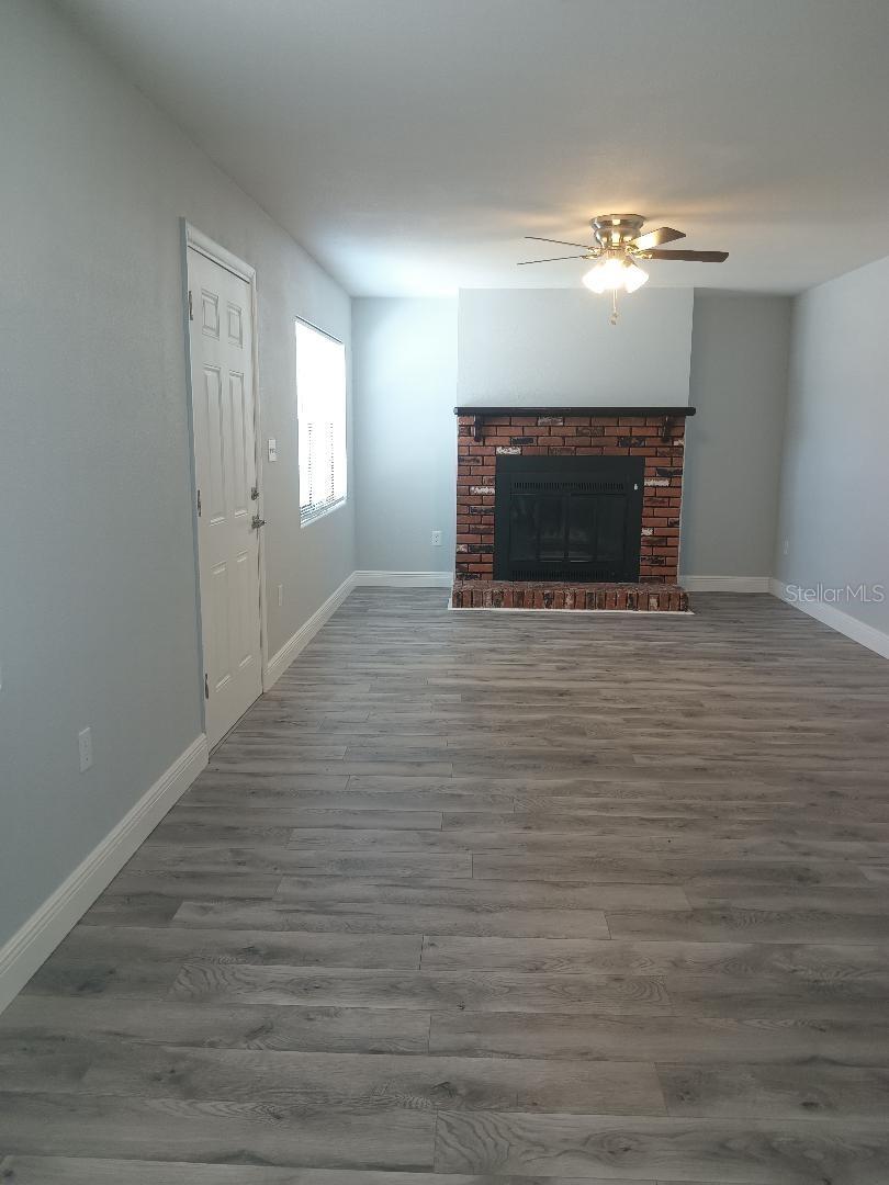 COUNTRY CLUB HEIGHTS - Residential