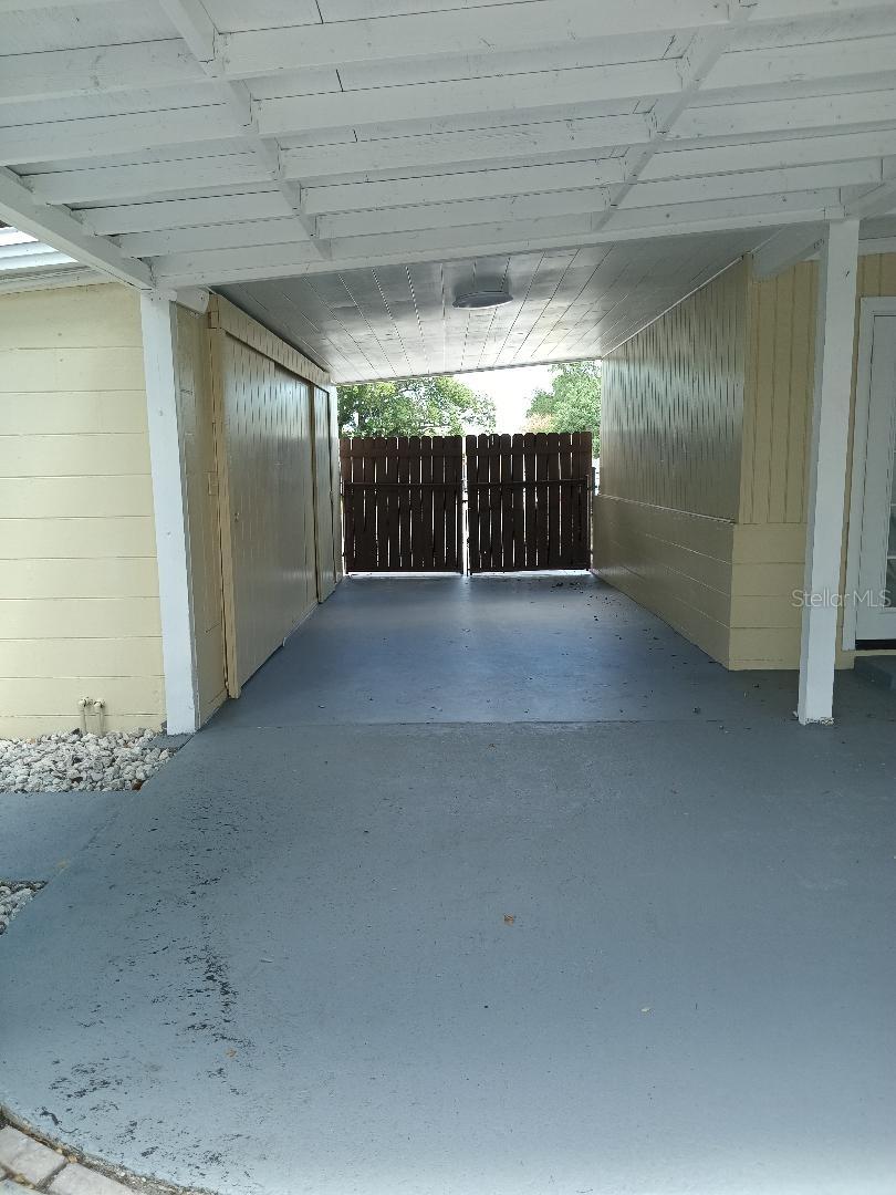 COUNTRY CLUB HEIGHTS - Residential