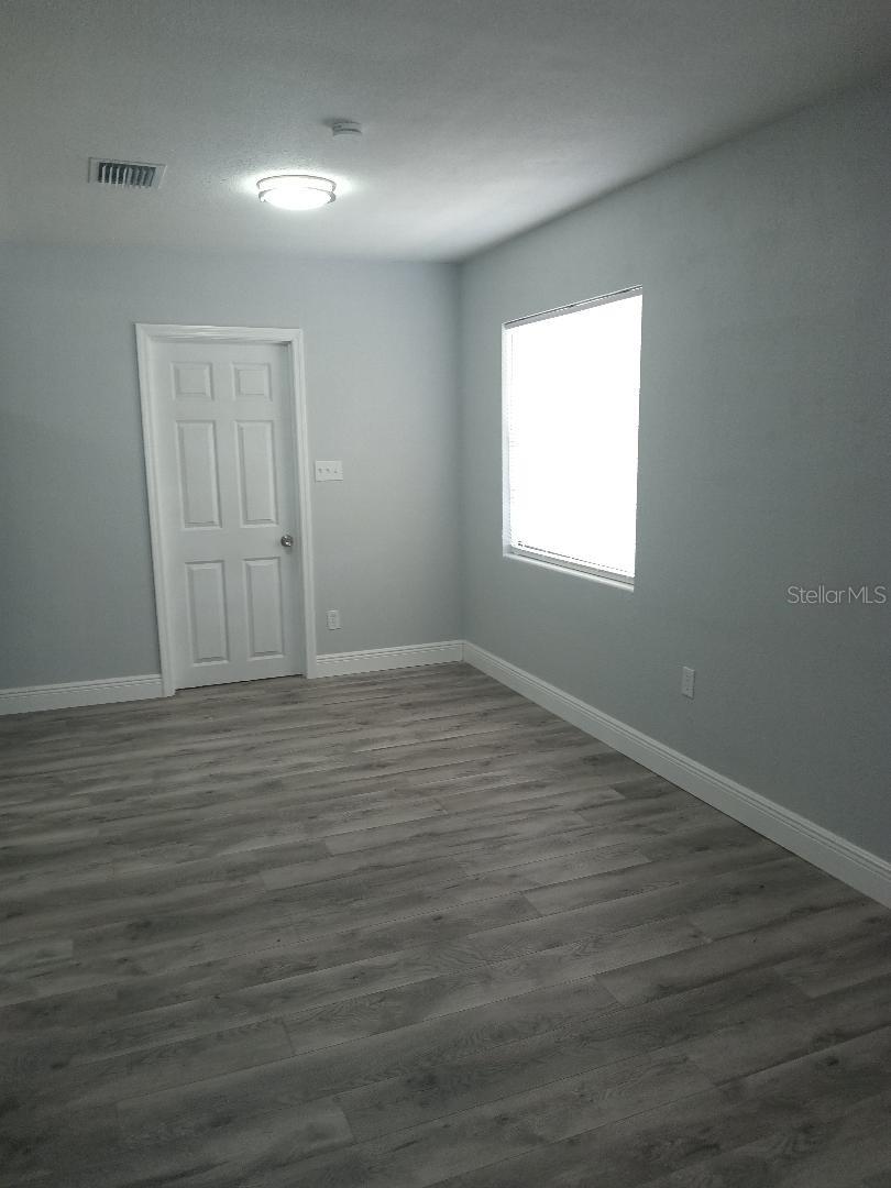 COUNTRY CLUB HEIGHTS - Residential